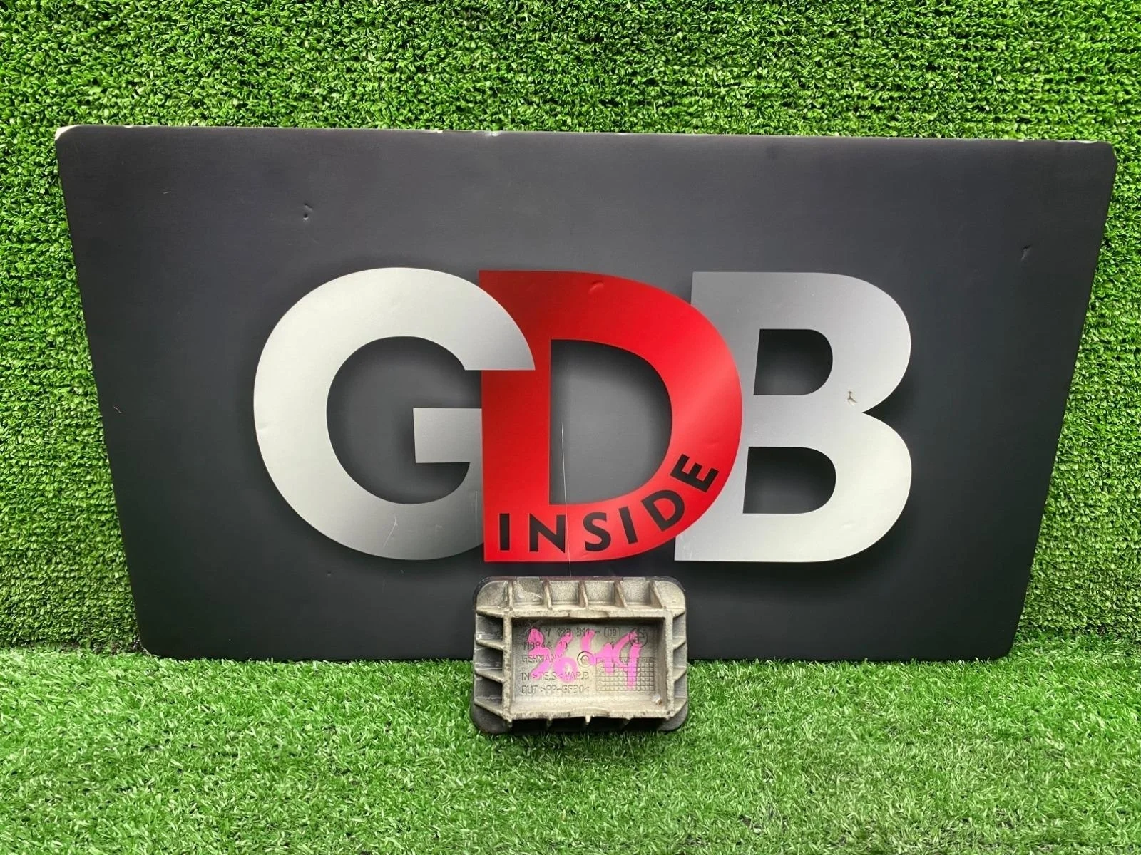 Поддомкратник Bmw X1 04.07.2011 51717123311 E84 N52B30A