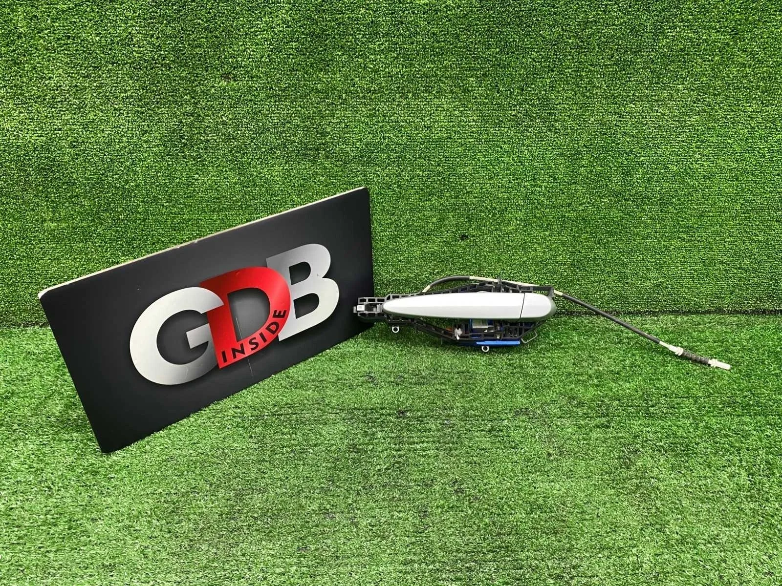 Ручка двери внешняя BMW 1 series 25.10.2014 51217242567 F20 N13B16A, задняя левая