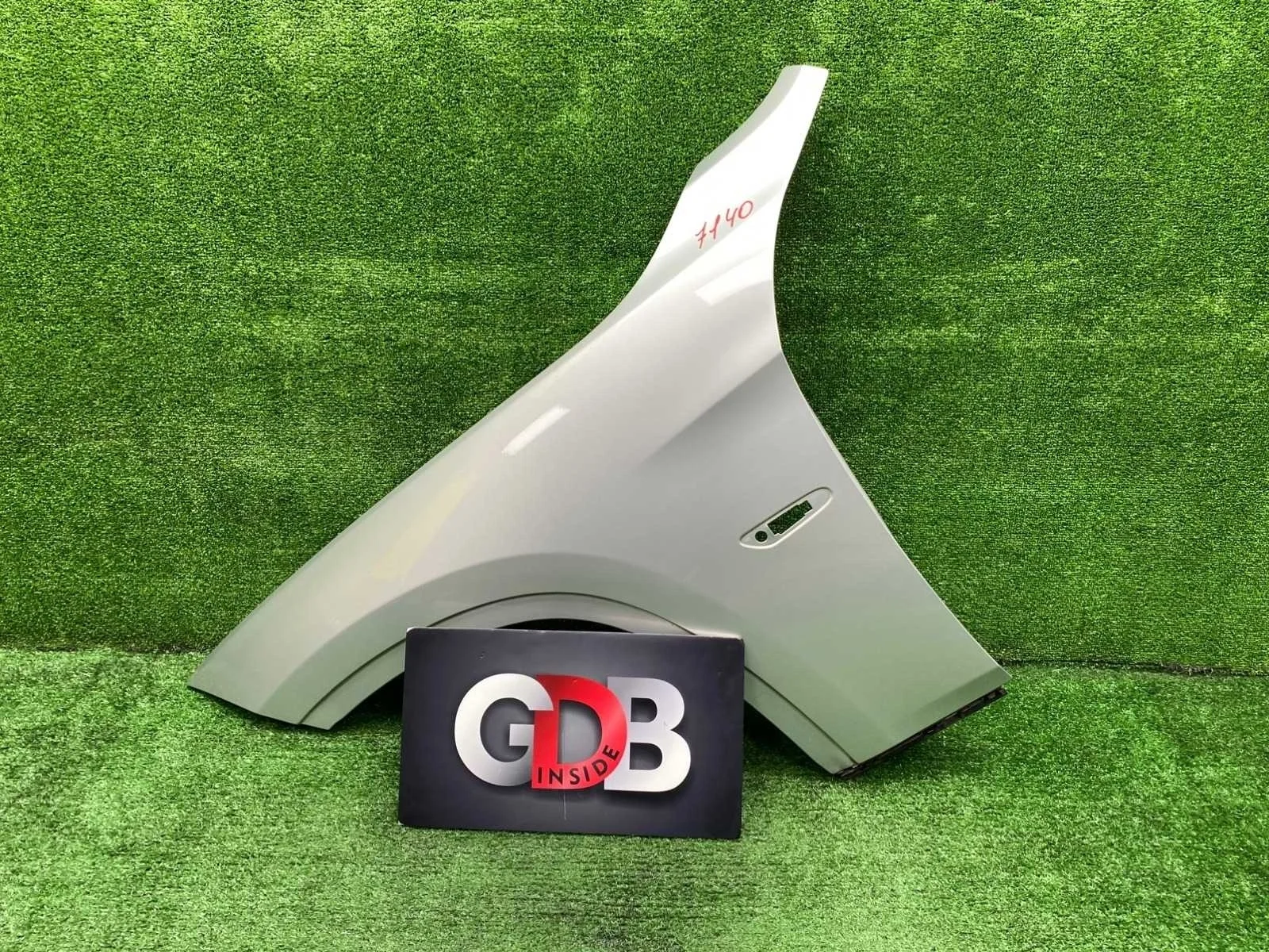 Крыло BMW X1 23.03.2012 41002993155 E84 N20B20A, переднее левое