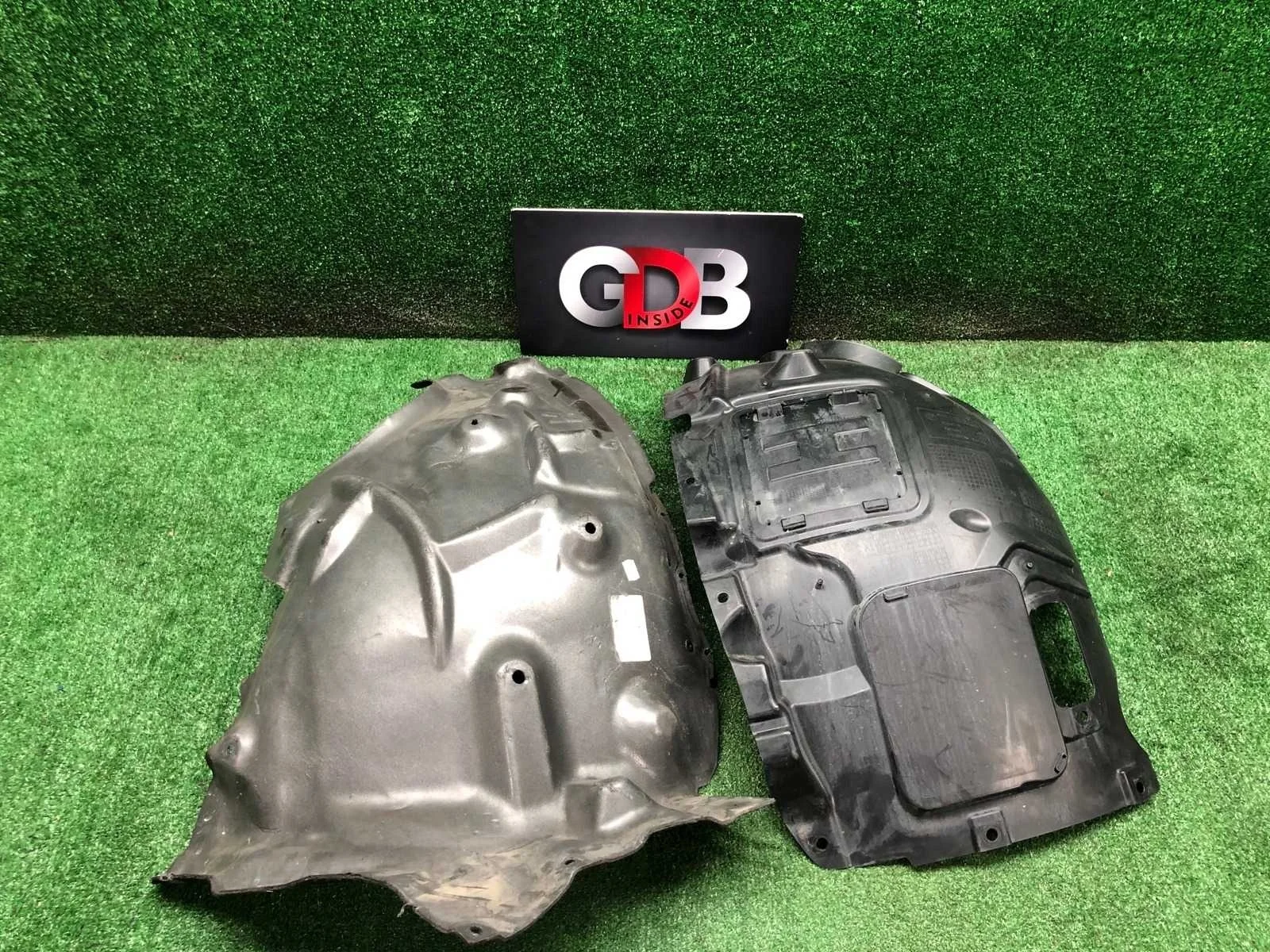 Подкрылок BMW 1 series 24.04.2012 51717260710 F20 N13B16A, передний правый