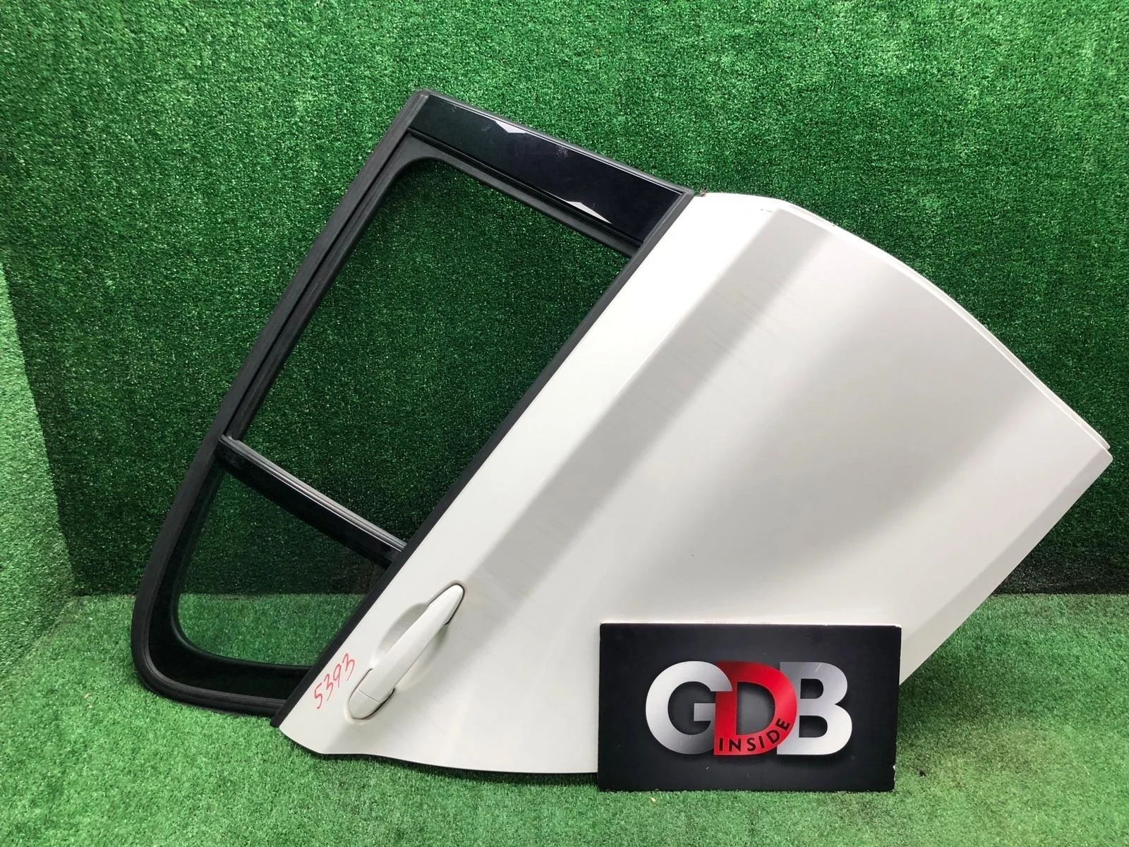 Дверь BMW 1 series 20.01.2014 41527284516 F20 N13B16A, задняя правая