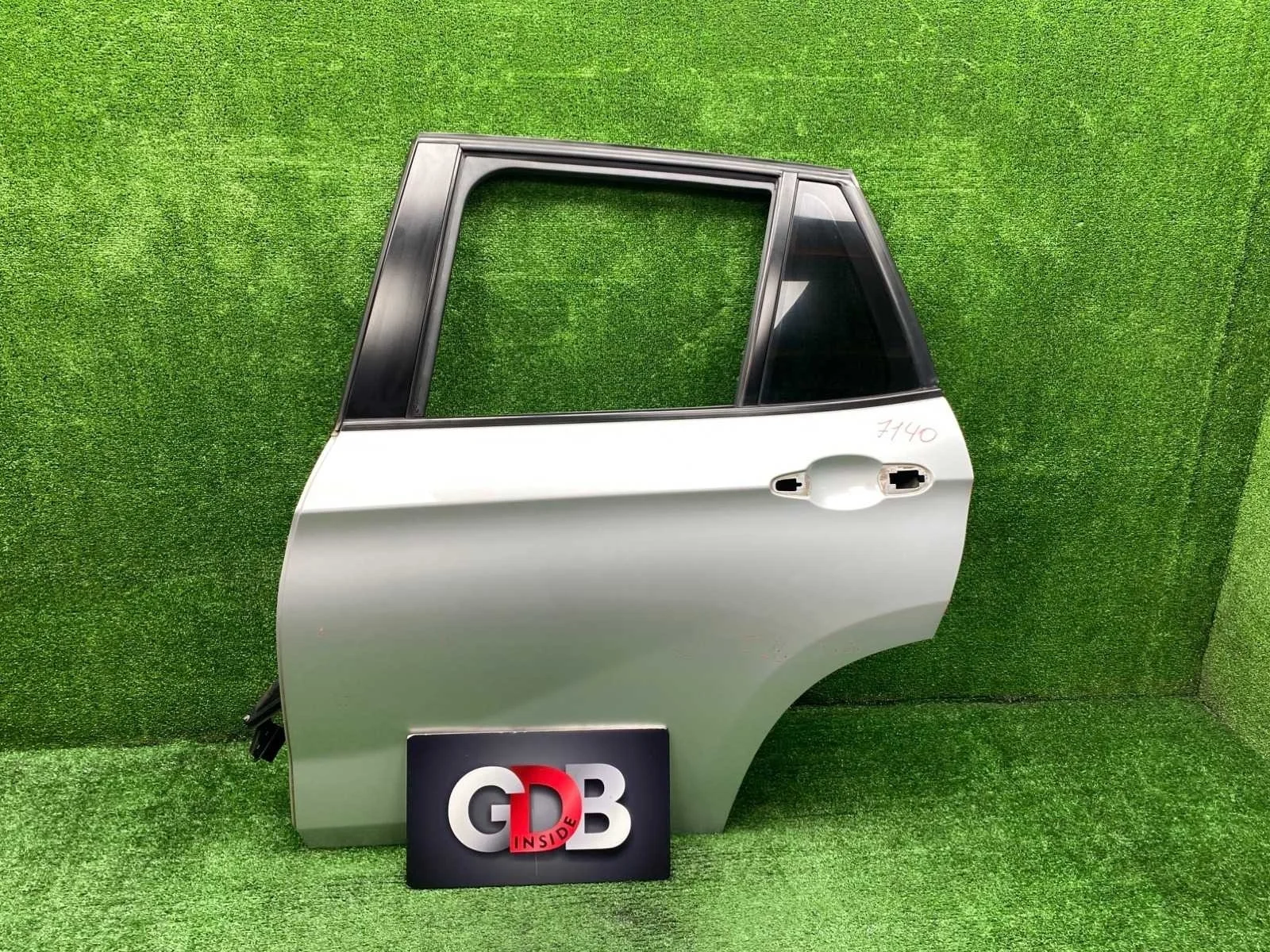 Дверь BMW X1 23.03.2012 41002993819 E84 N20B20A, задняя левая