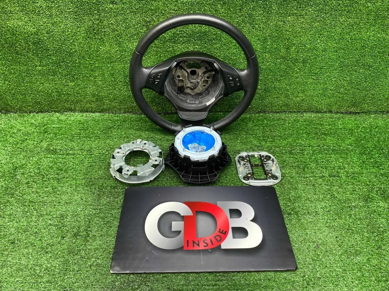 Руль BMW X1 23.03.2012 32306795568 E84 N20B20A