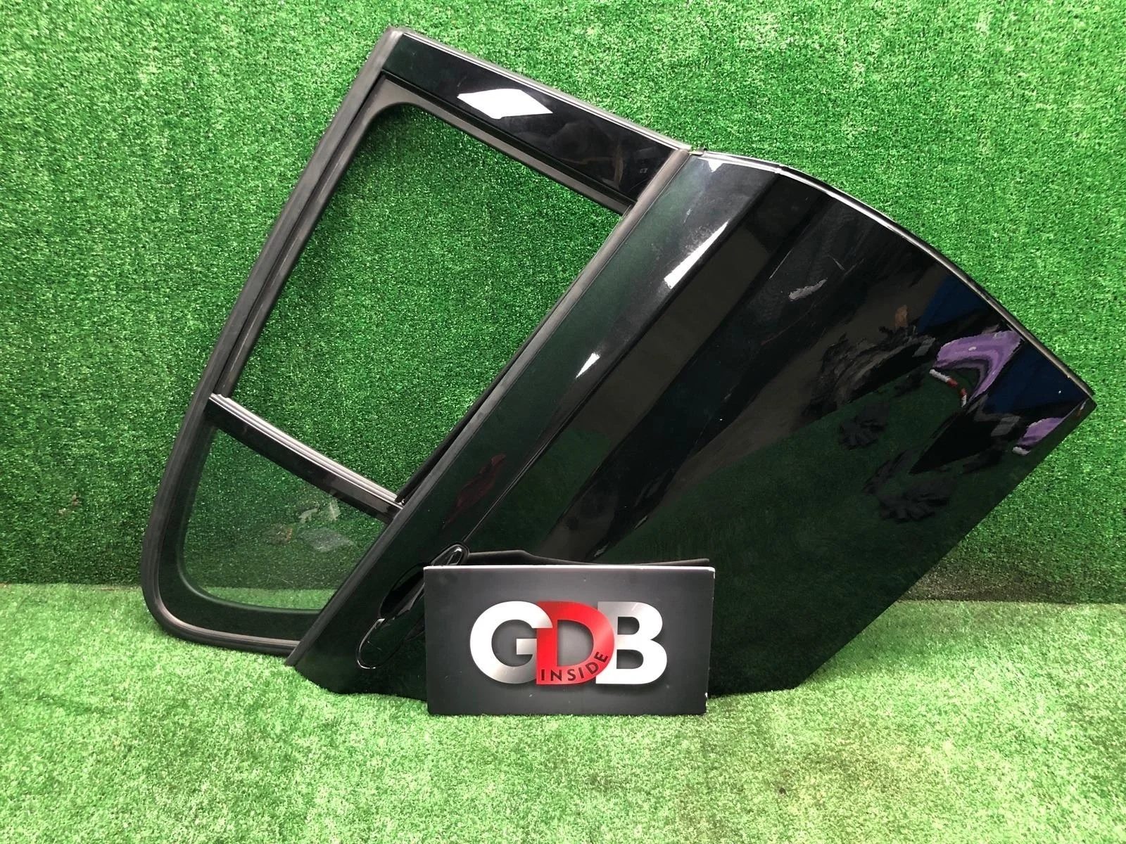 Дверь BMW 1 series 24.04.2012 41527284516 F20 N13B16A, задняя правая