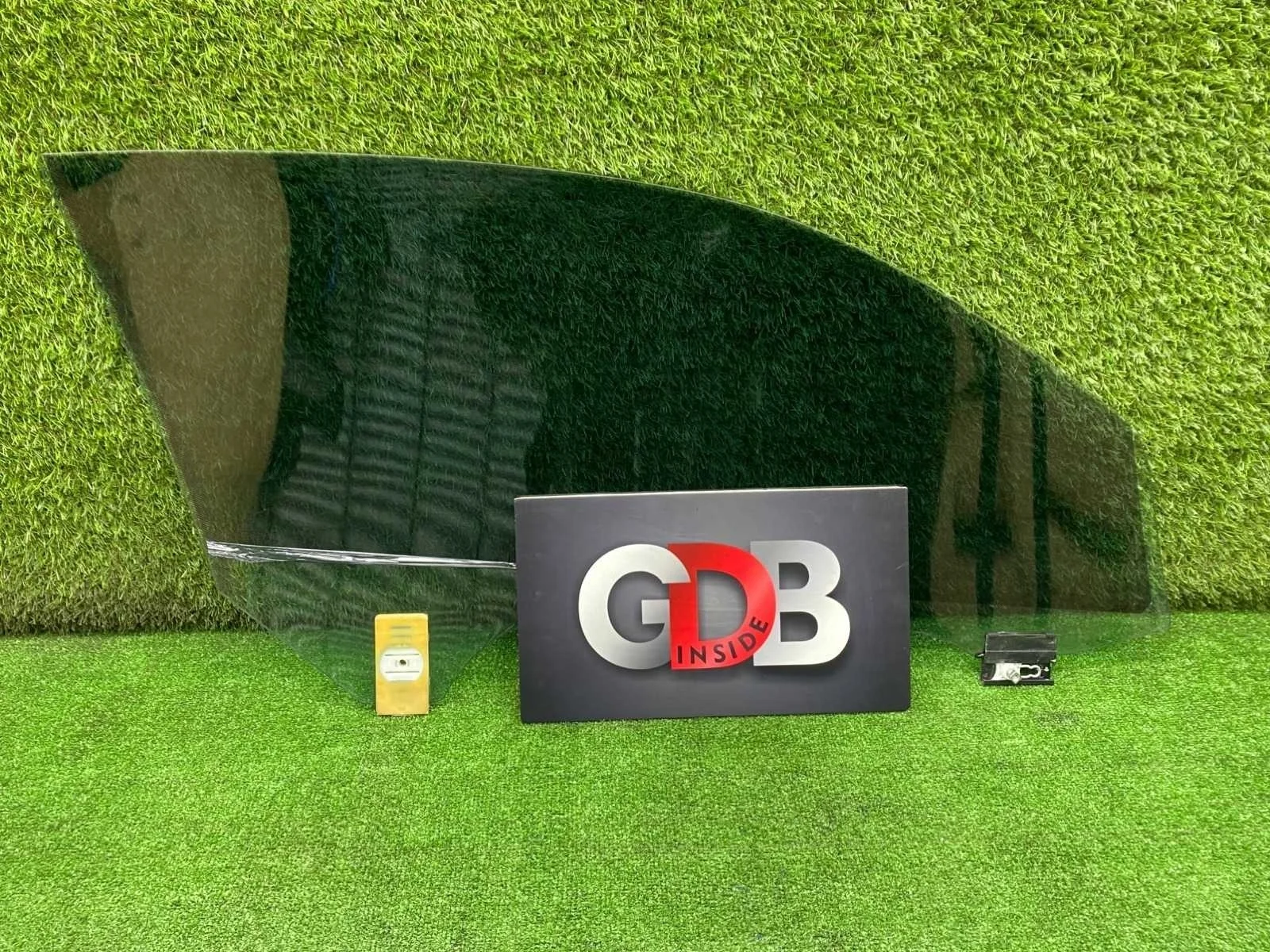 Стекло двери Bmw 3 Series 22.08.2007 51337119199 E92 N54B30A, левое