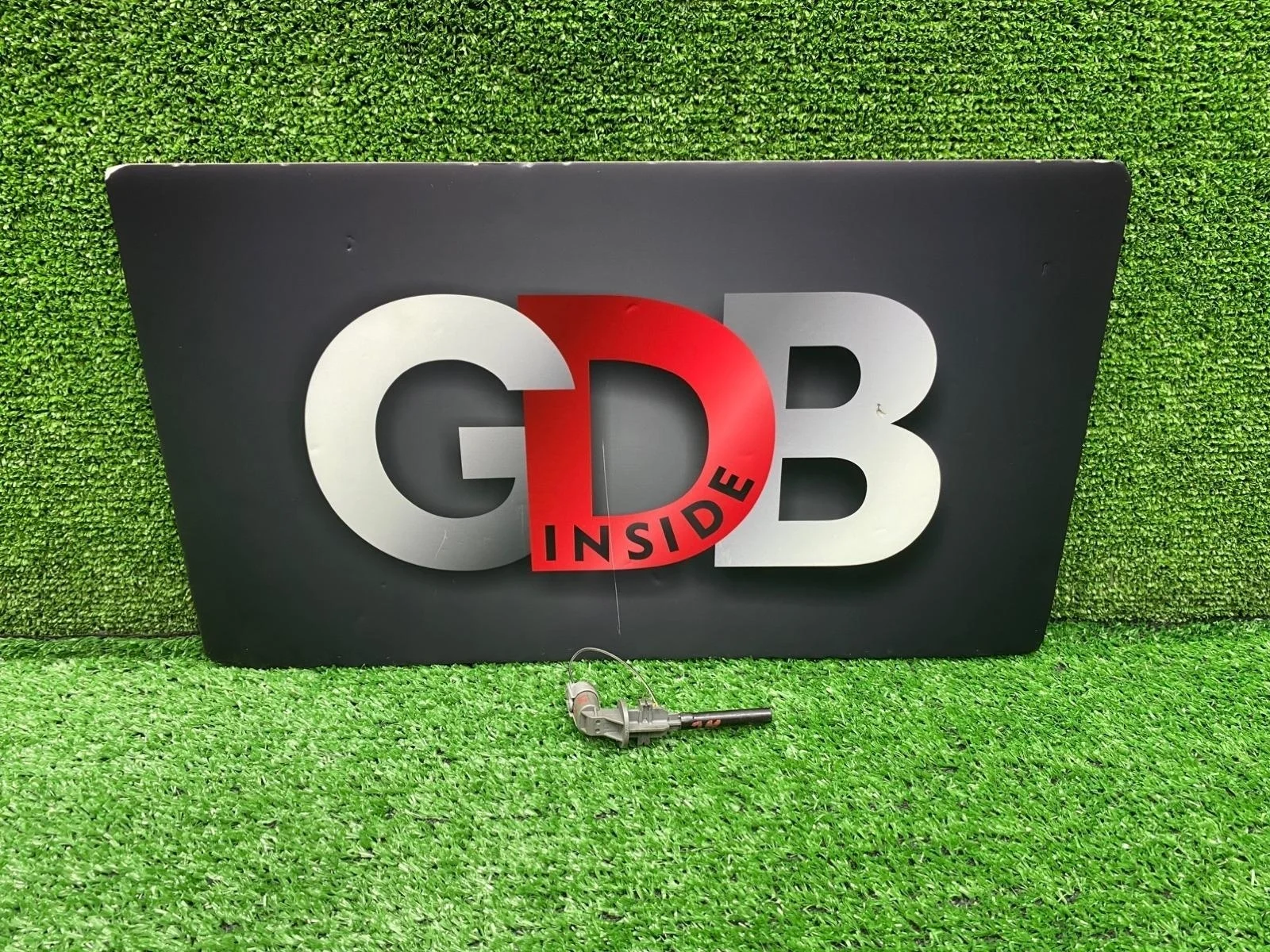 Датчик уровня охлаждающей жидкости BMW 5 series 09.03.2010 17137553919 F10 N52B30A