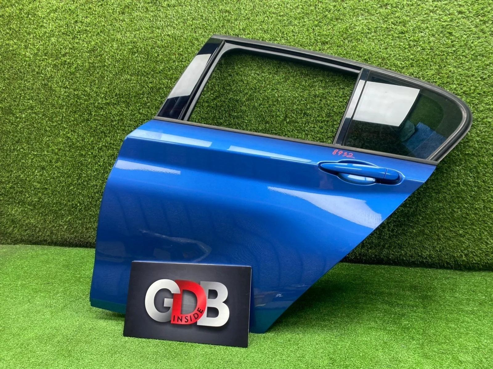 Дверь BMW 1 series 31.07.2015 41527284515 F20 B38B15A, задняя левая