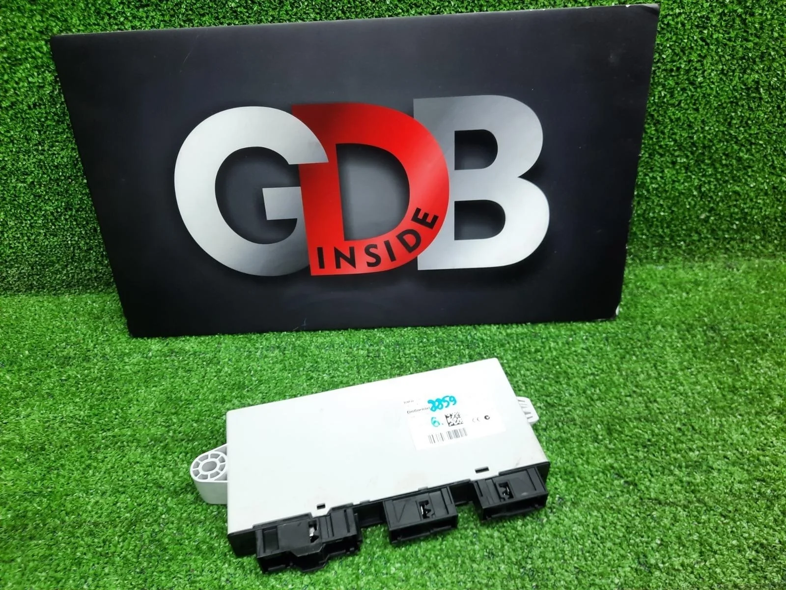 Блок управления BMW X3 01.02.2012 61357394649 F25 N52B30A