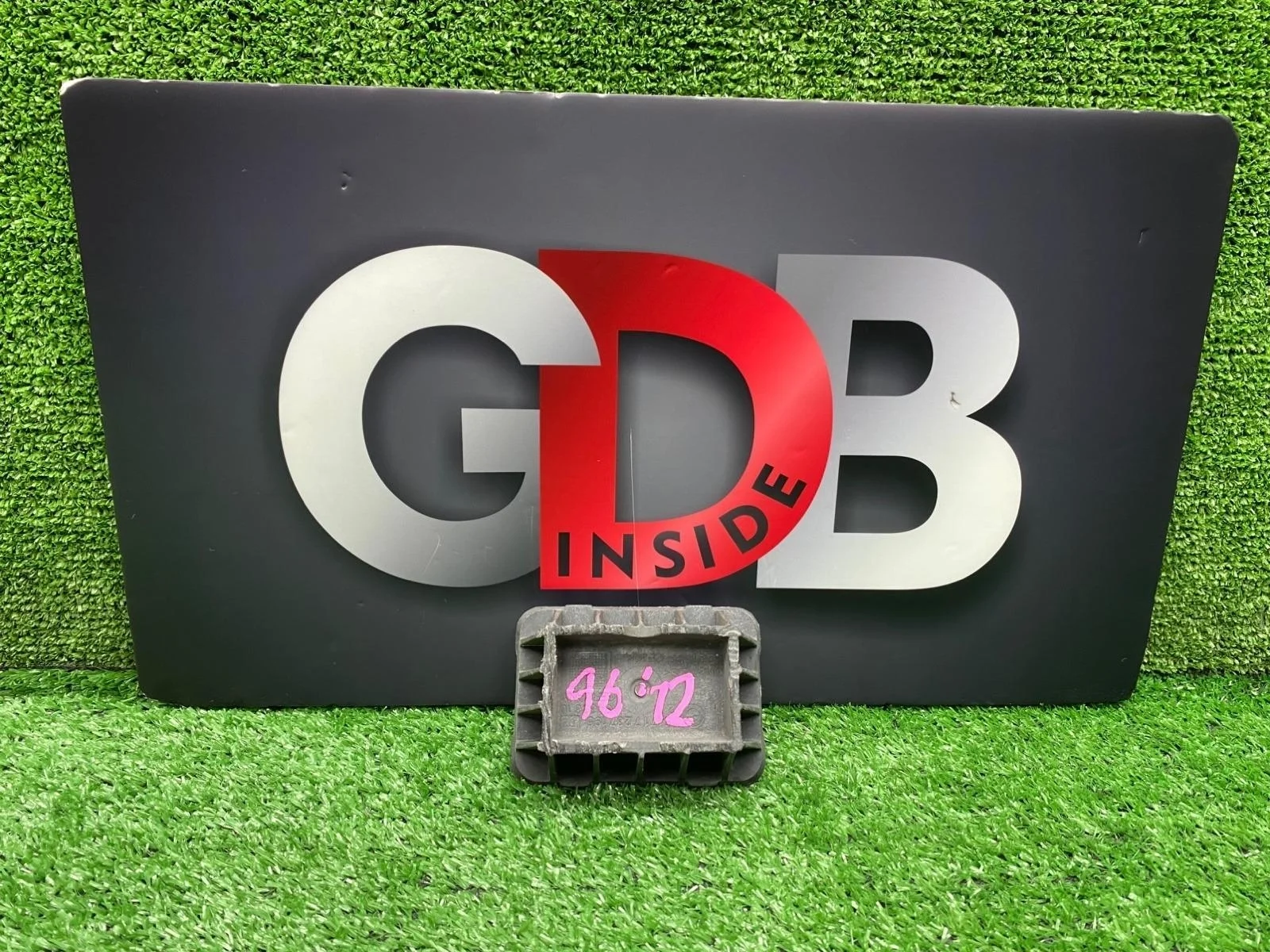 Поддомкратник Bmw 5 Series 20.05.2010 51717123311 F10 N52B30AF