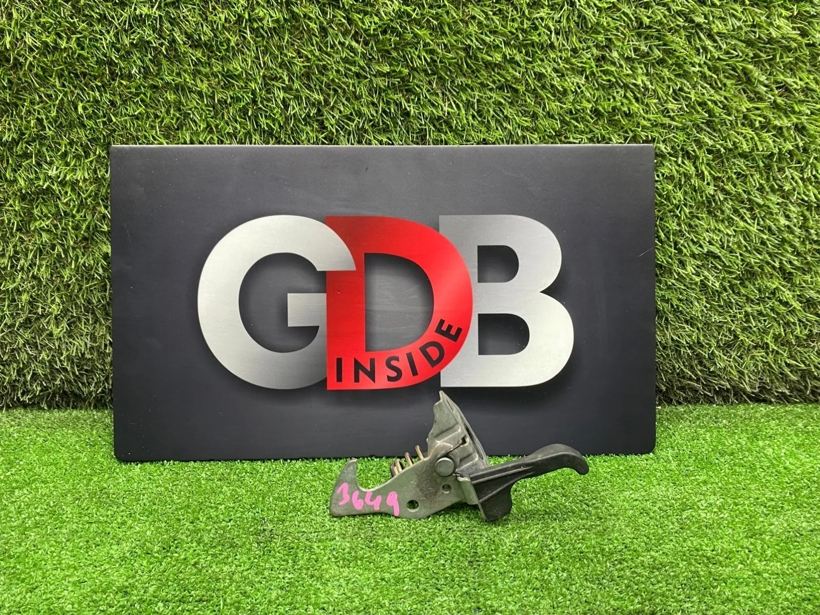 Крючок капота BMW X1 04.07.2011 51232990367 E84 N52B30A, передний