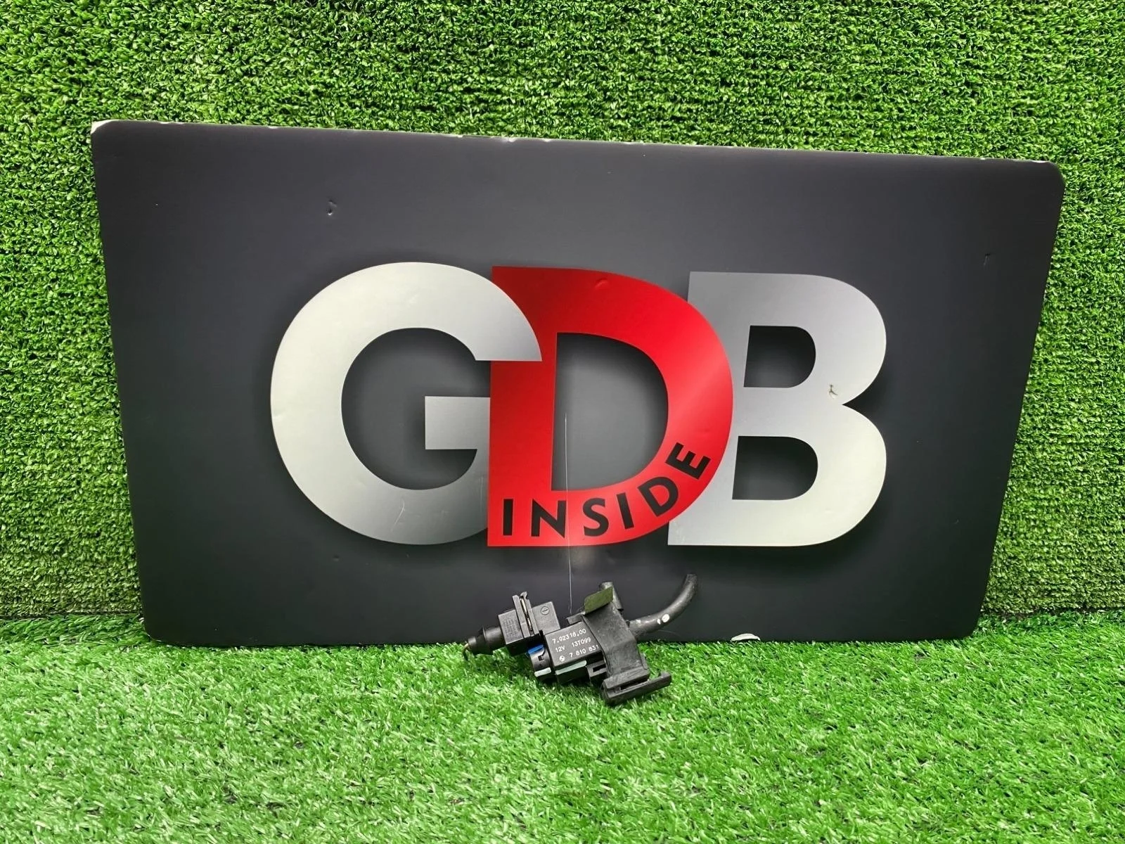 Клапан электромагнитный BMW 7 series 08.05.2013 11747810831 F01 N55B30A