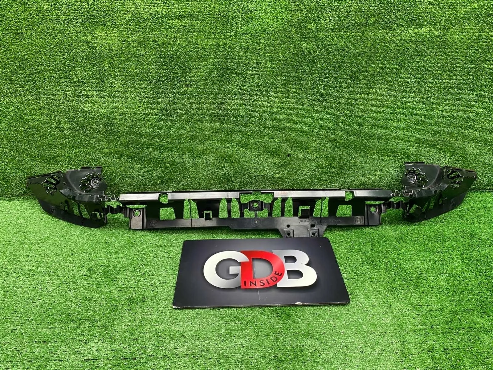 Кронштейн бампера BMW 1 series 24.04.2012 51127240953 F20 N13B16A, задний