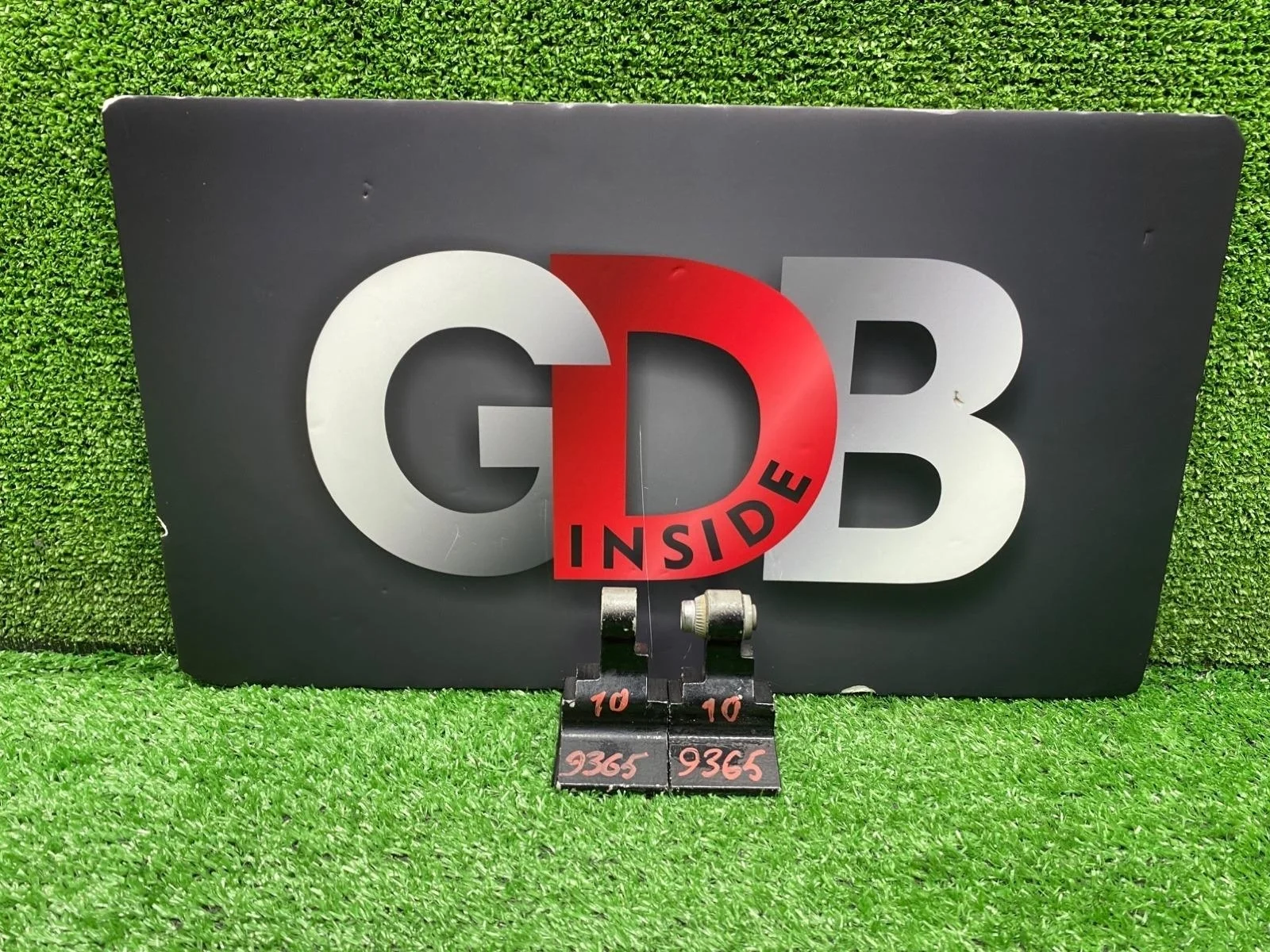 Петля двери BMW 5 series 10.05.2010 41517259592 F10 N52B30A, передняя правая