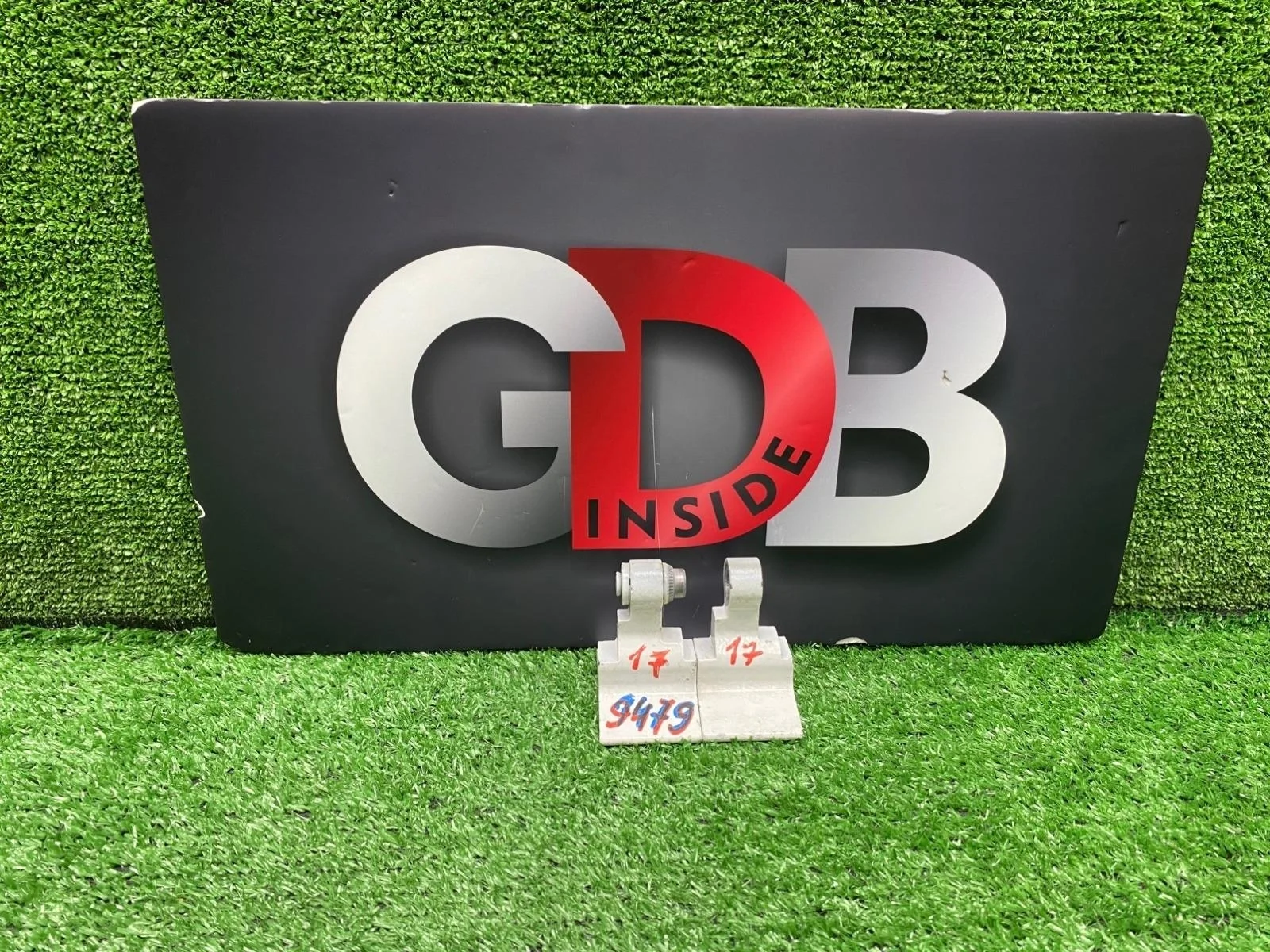 Петля двери Bmw 5 Series 2012 41517259591 F10 N20B20B, передняя левая