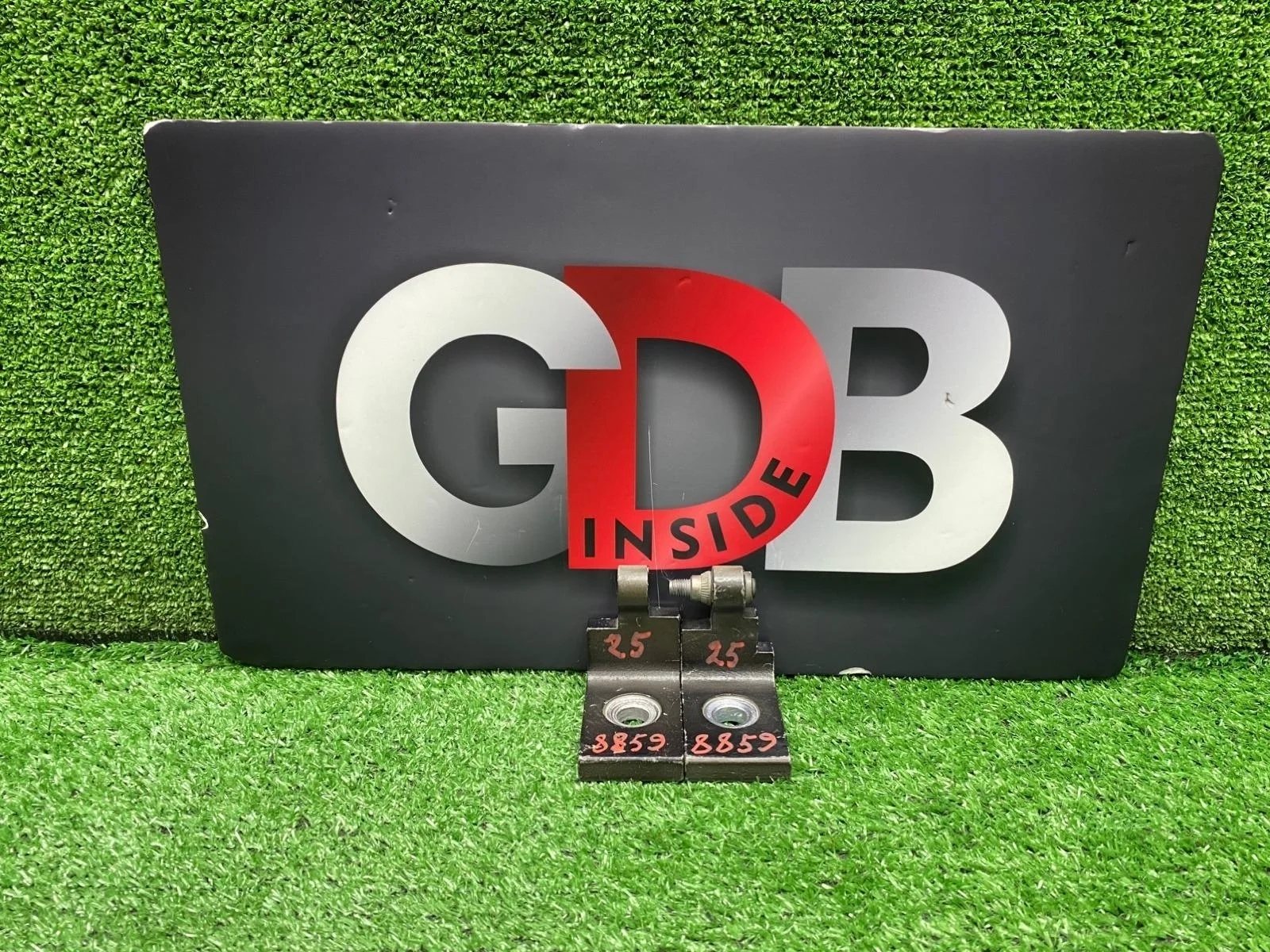 Петля двери BMW X3 01.02.2012 41517205551 F25 N52B30A, передняя левая