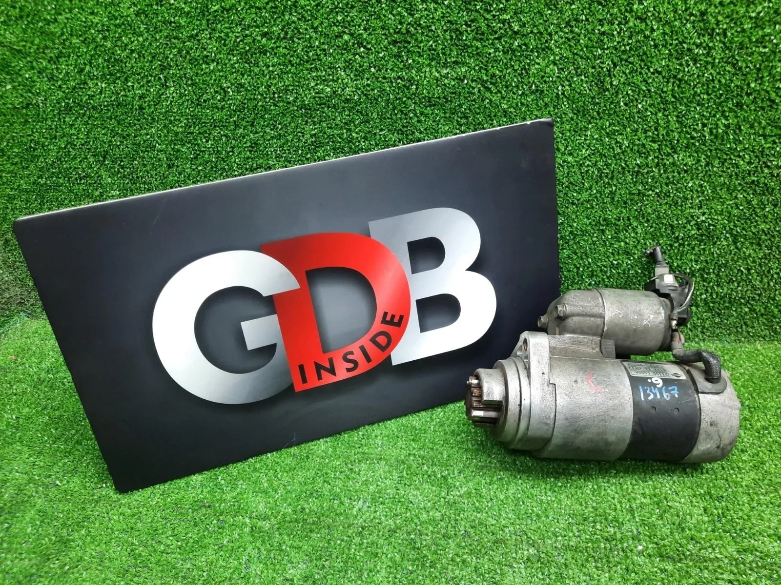 Стартер Nissan Fuga 23300CG00A PY50 VQ35DE