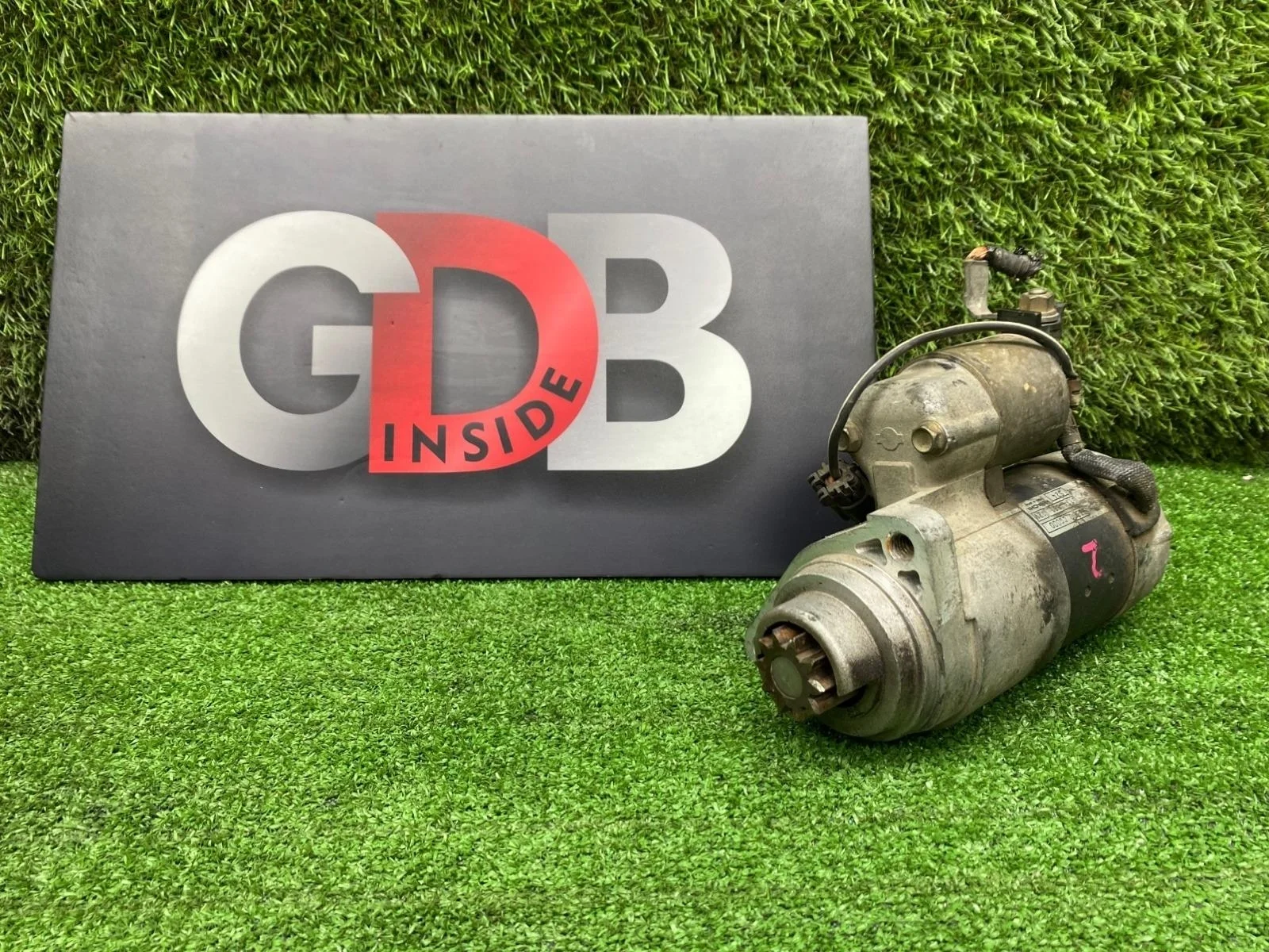 Стартер Nissan Fuga 23300CG000 Y50 VQ35DE