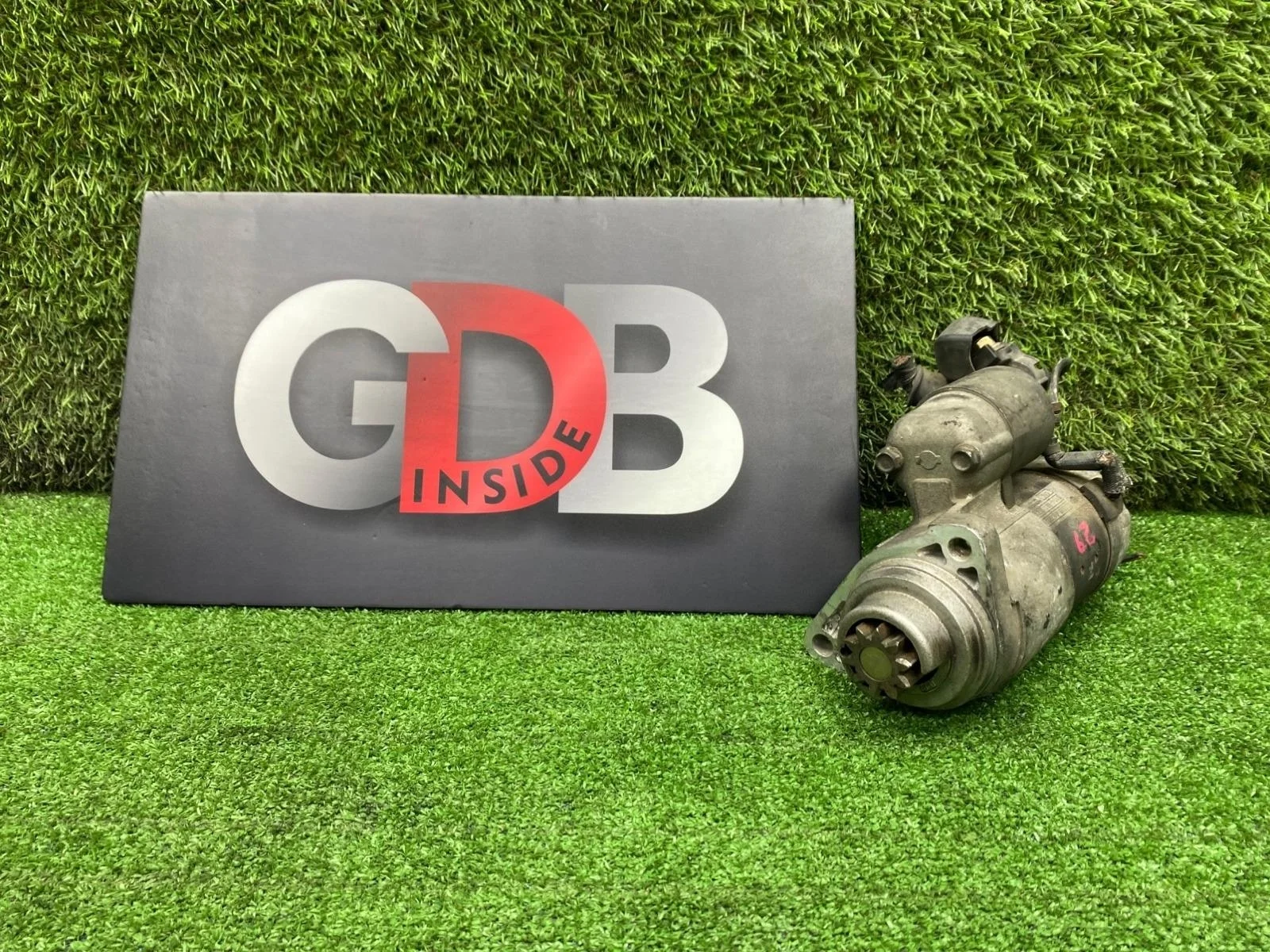 Стартер Nissan Fuga 23300CG000 Y50 VQ35DE