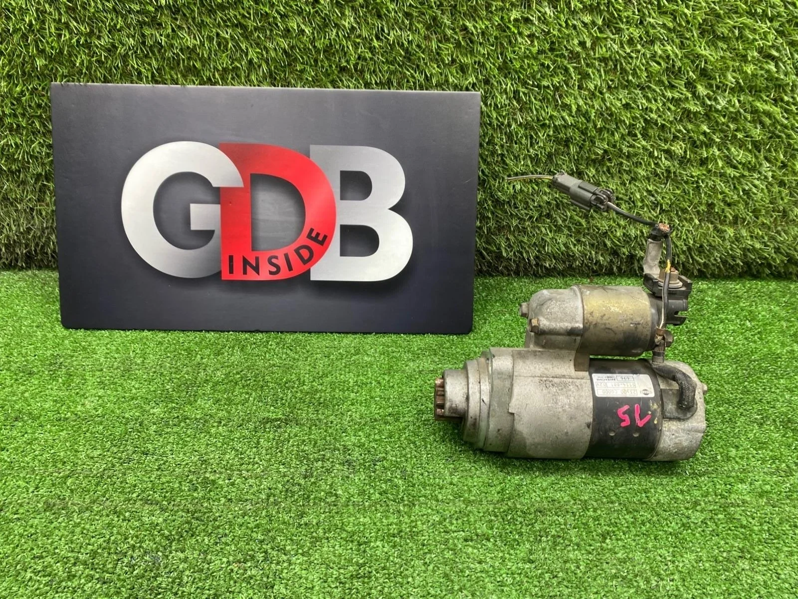 Стартер Nissan Fuga 23300CG000 Y50 VQ35DE