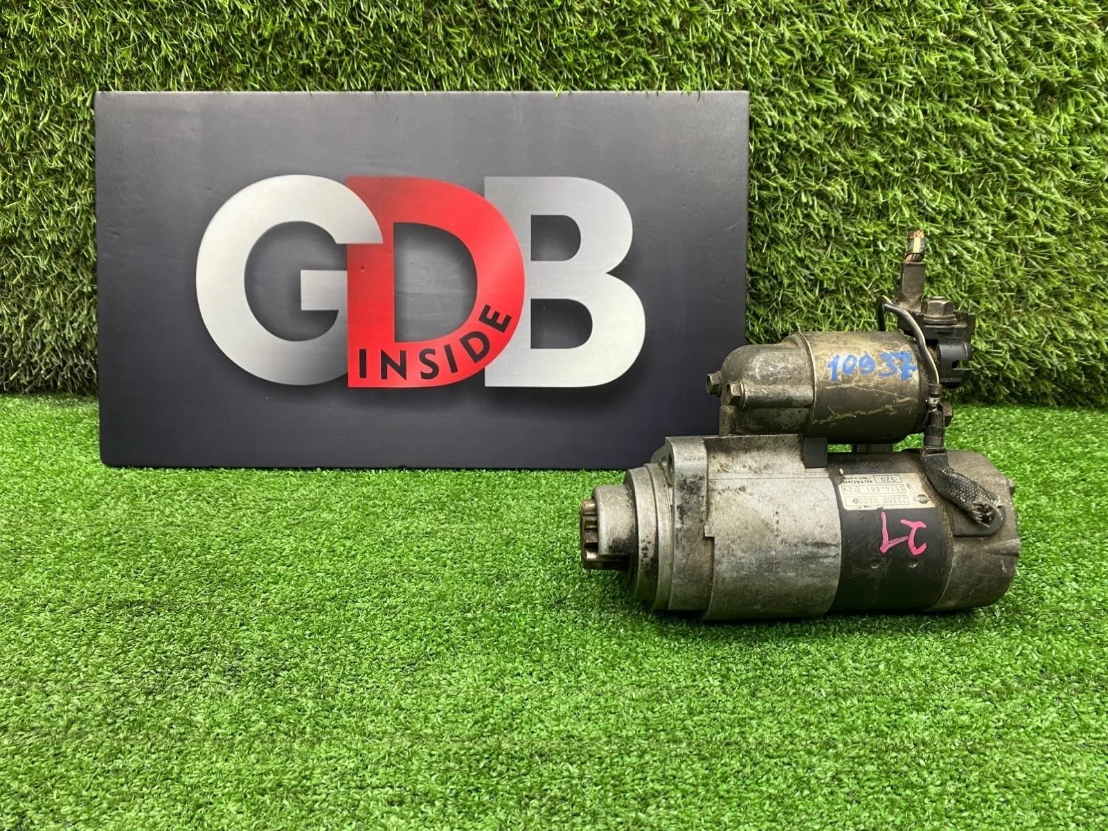 Стартер Nissan Fuga 23300CG000 Y50 VQ35DE