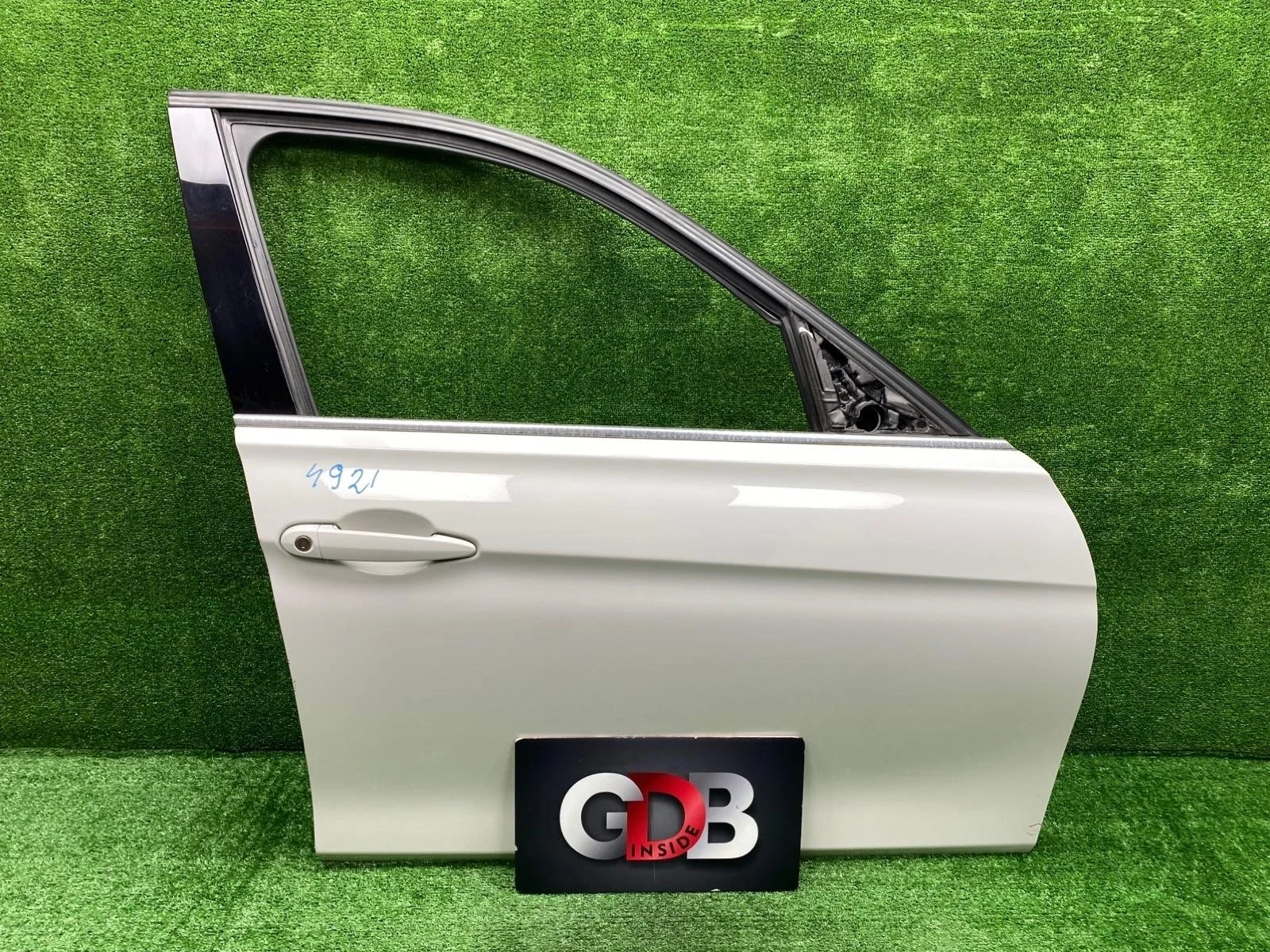 Дверь BMW 3 series 2012 41007298566 F30 N20B20A, передняя правая