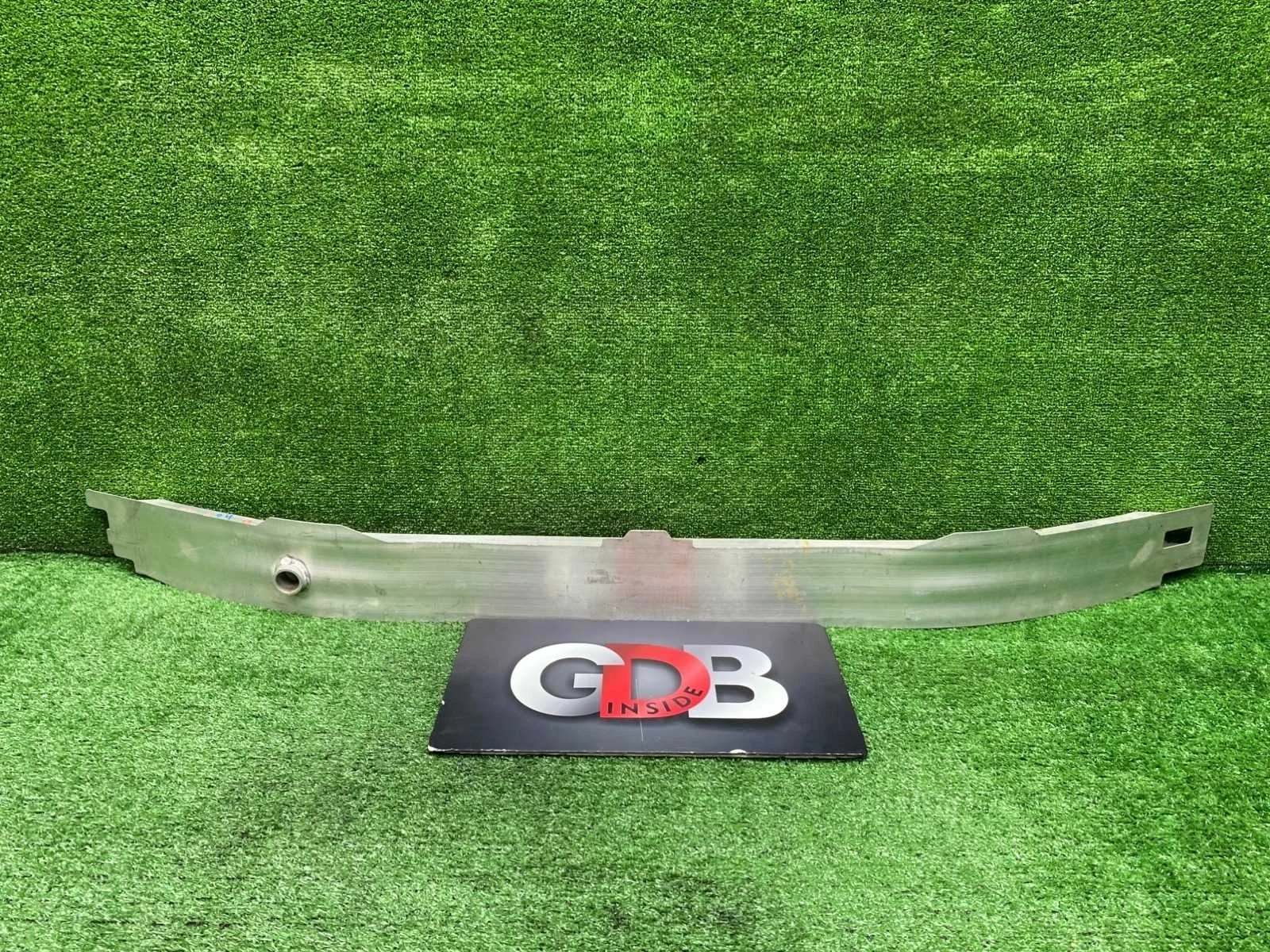 Усилитель бампера BMW 1 series 2012 51117255393 F20 N13B16A, передний