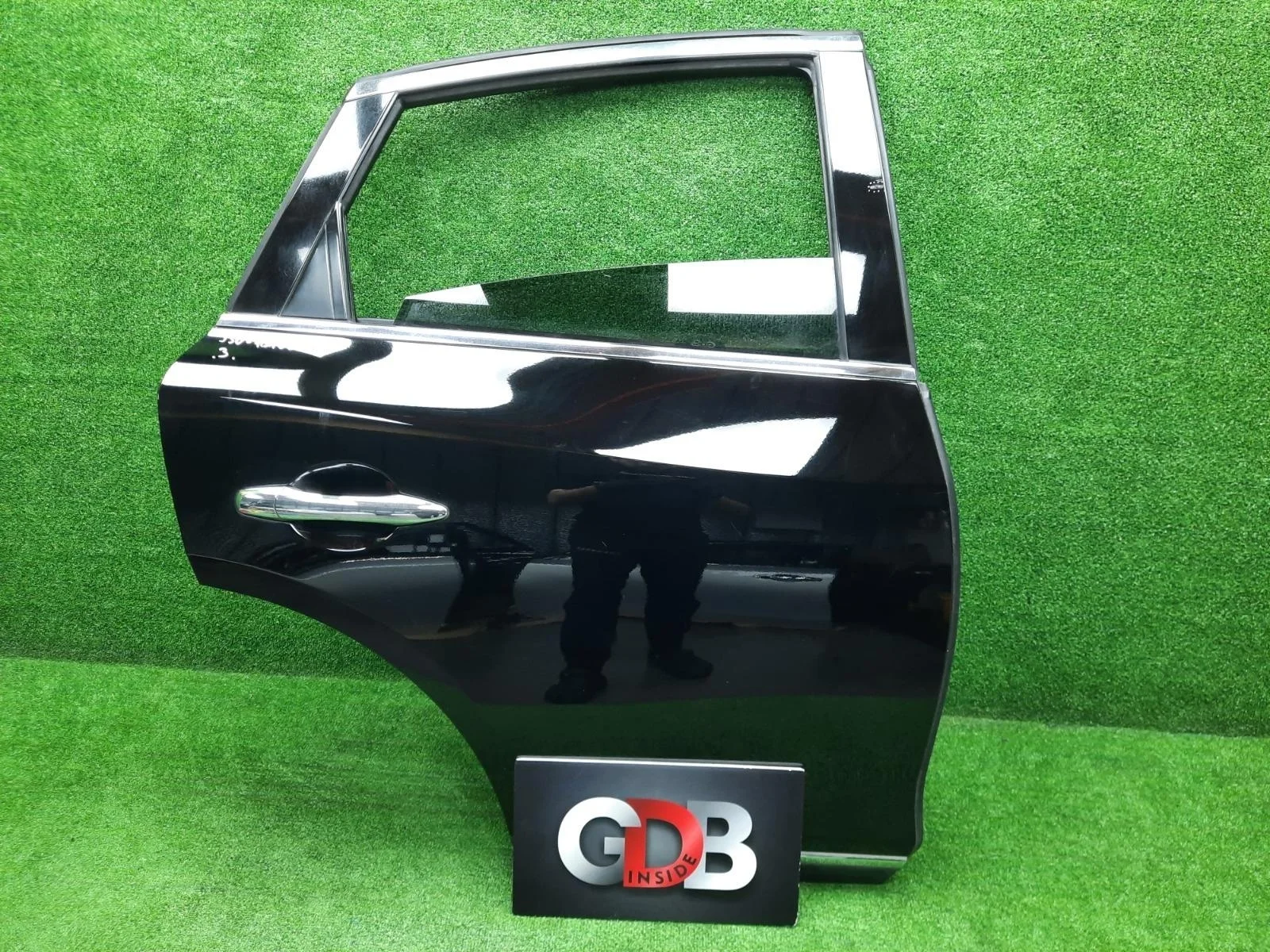 Дверь Nissan SKYLINE CROSSOVER H210M1BAMA J50, задняя правая