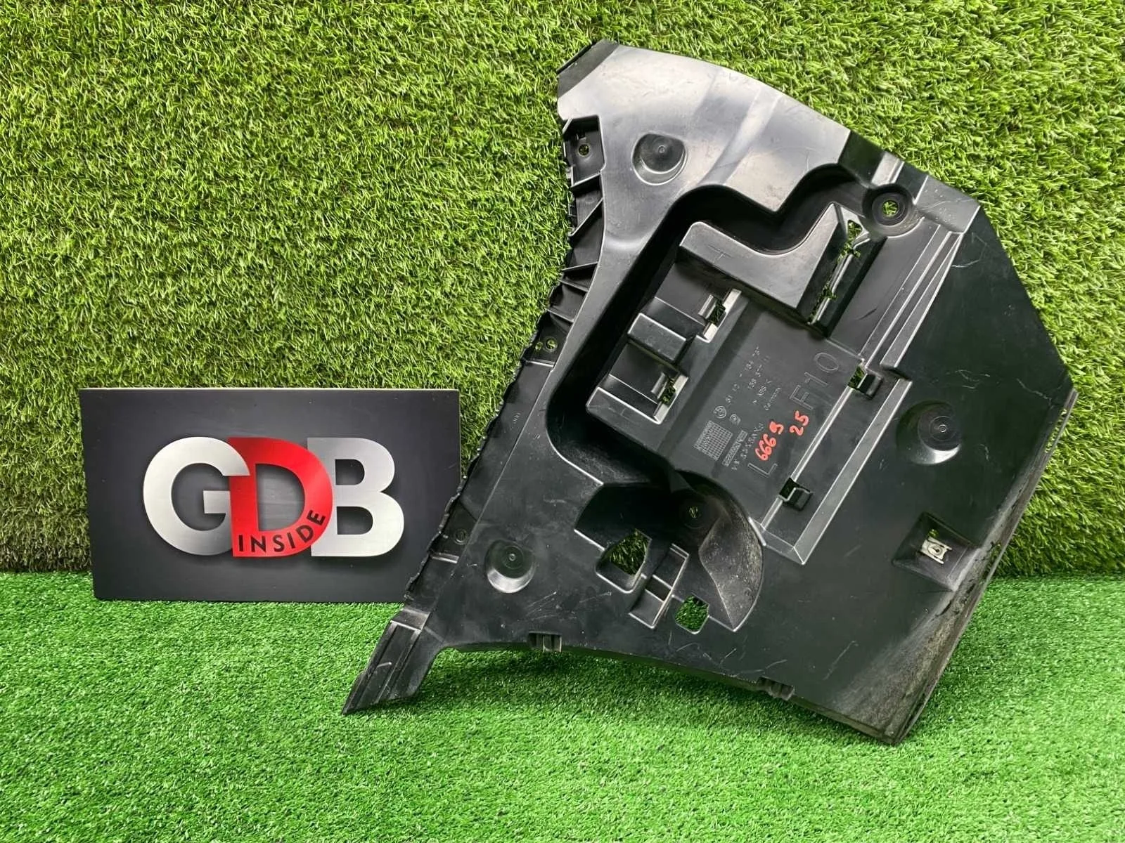 Кронштейн бампера Bmw 5 Series 2010 51127184767 F10 N52B25AF, задний левый