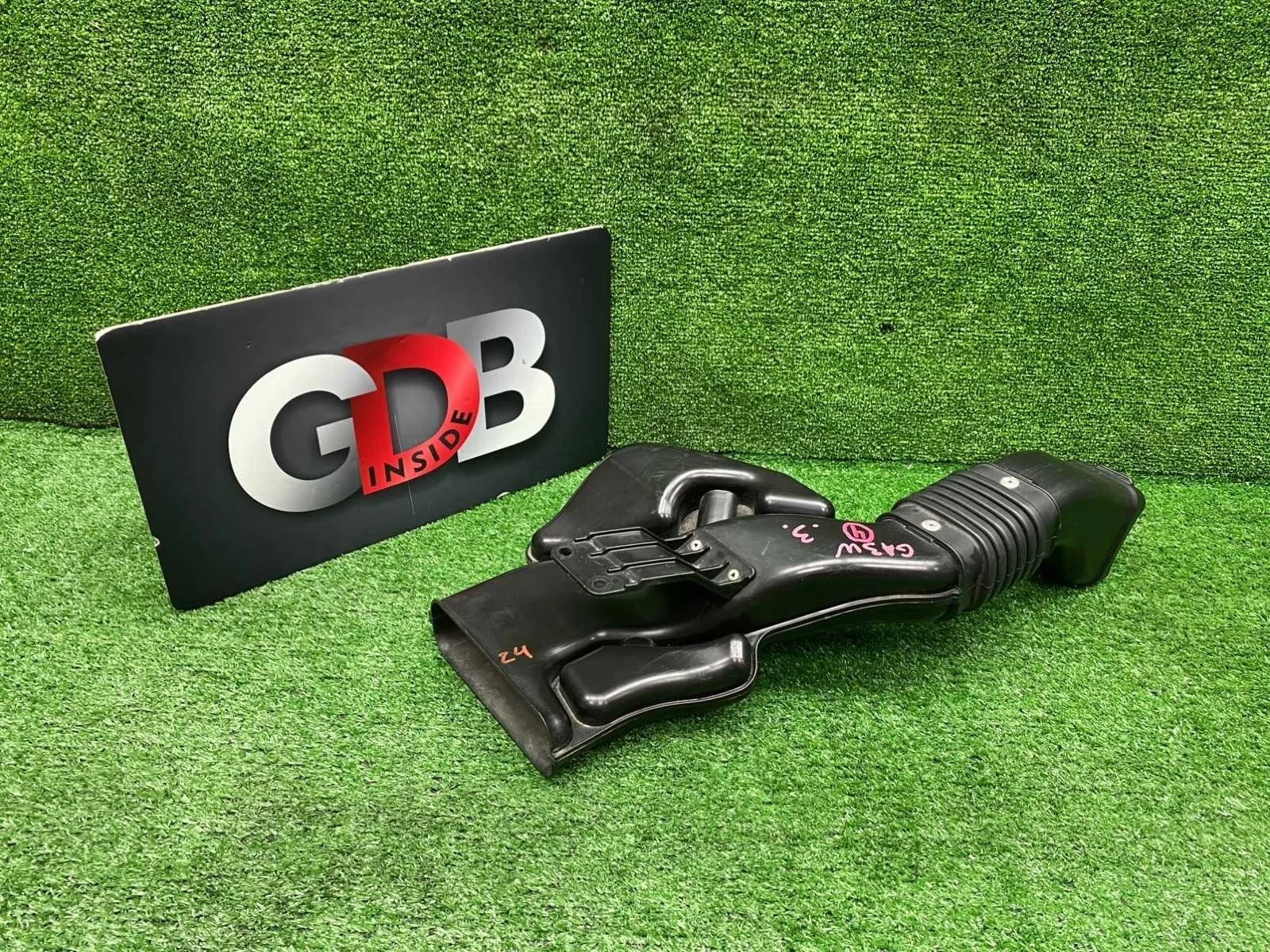 Воздухозаборник Mitsubishi RVR 1505A480 GA3W