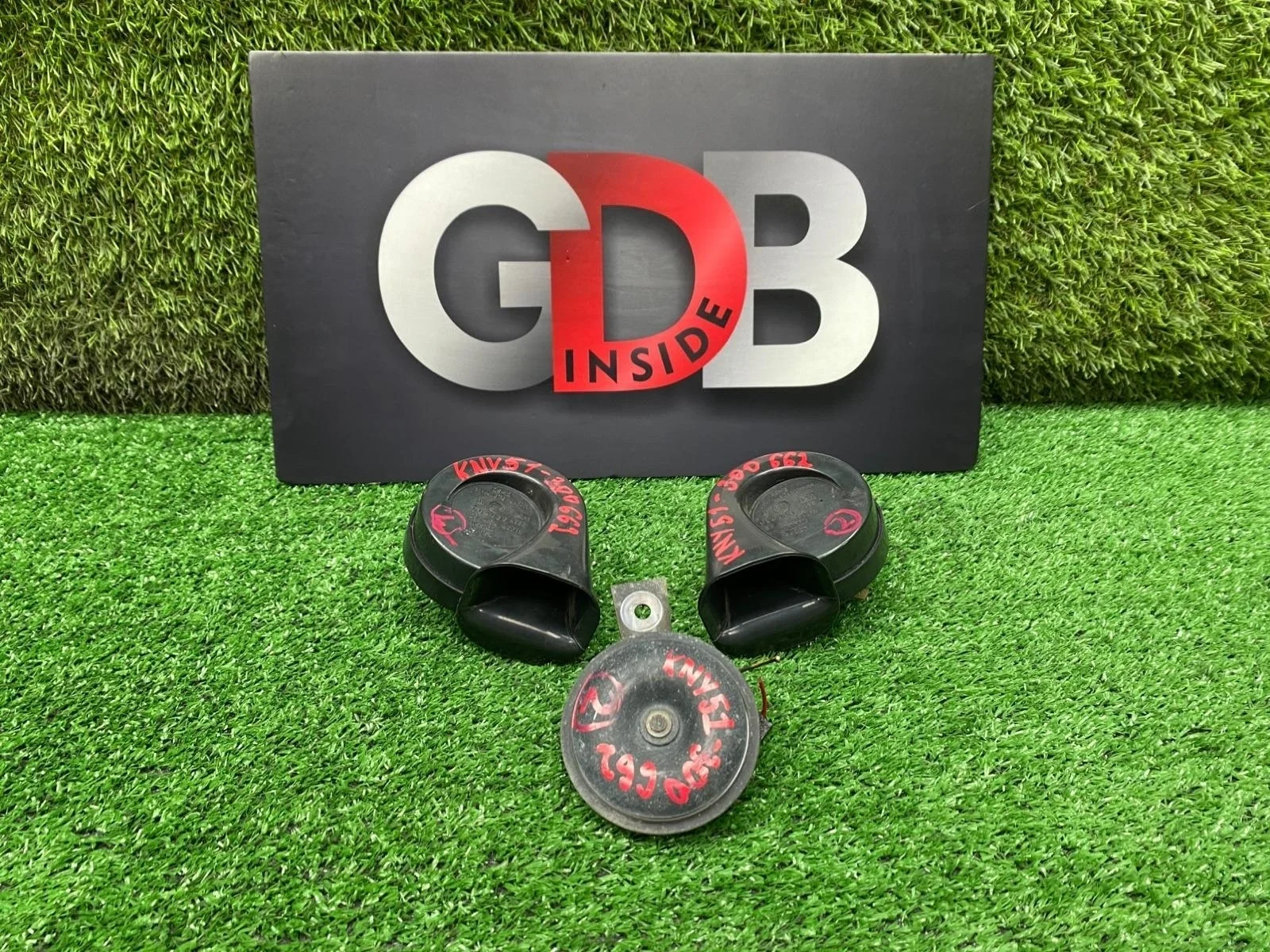 Сигнал Nissan Fuga 25620JL60A KY50, передний