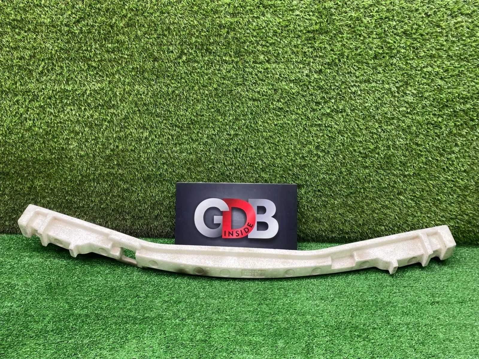 Абсорбер бампера Nissan Fuga 620901MA0B KY50, передний