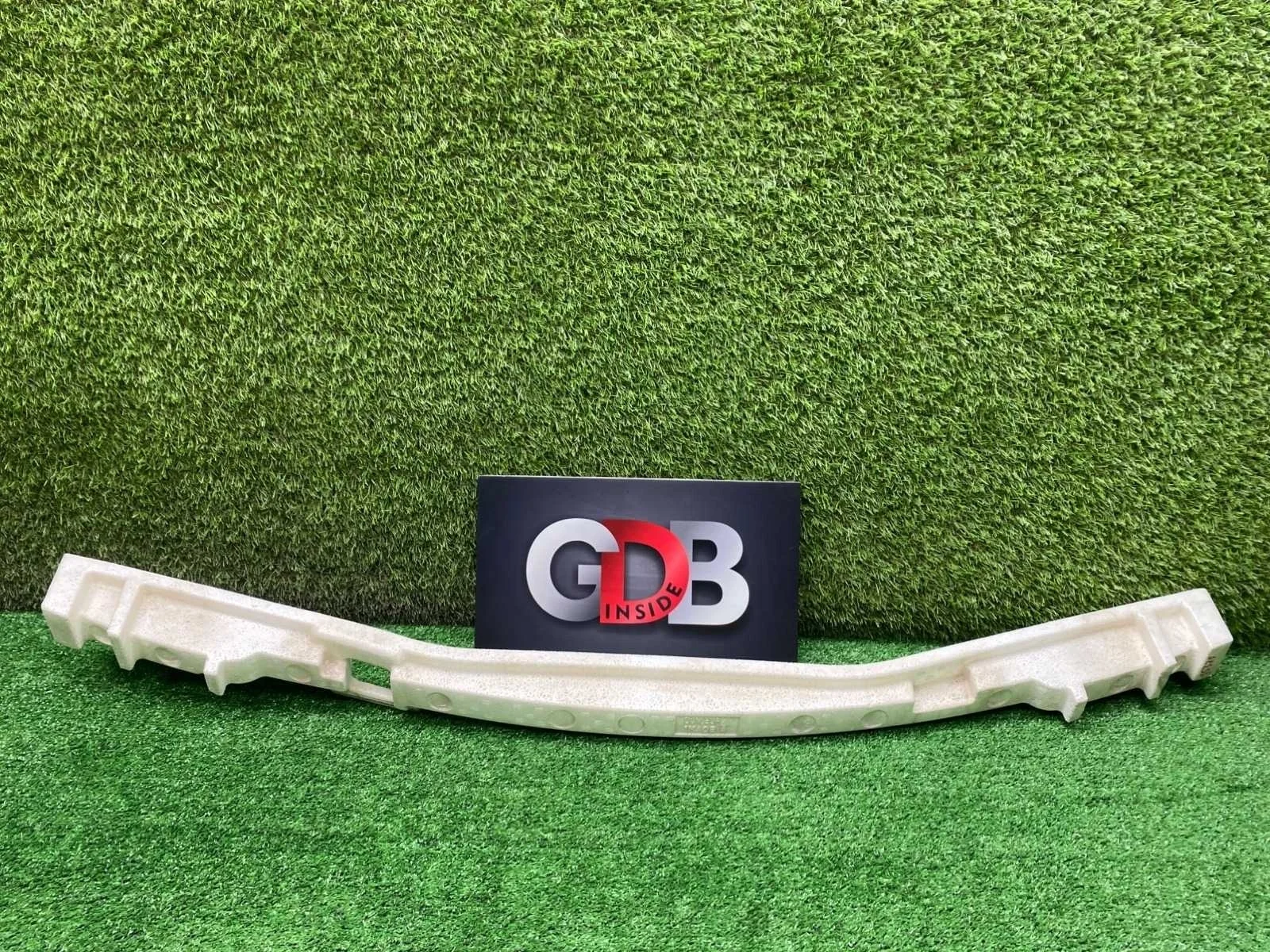 Абсорбер бампера Nissan Fuga 620901MA0B KY50, передний