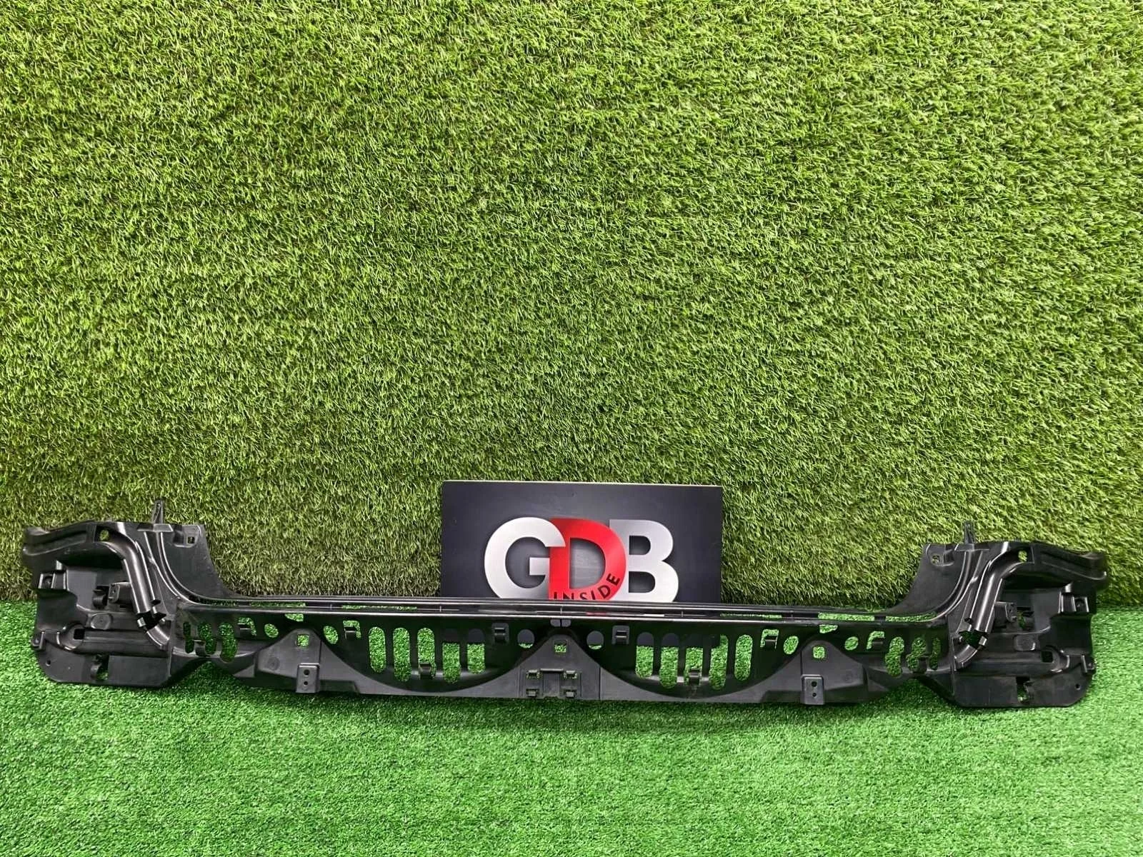 Кронштейн бампера BMW 7 series 2009 51127183883 F01 N54B30A, задний