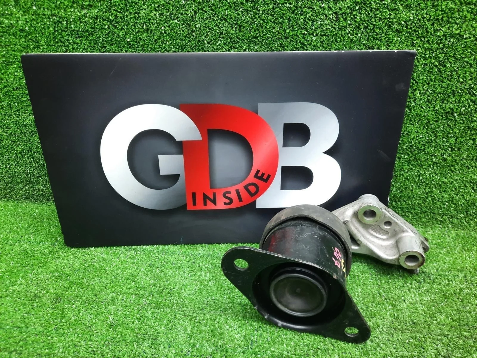 Подушка двигателя Honda Accord 50820SEAE01 CL7