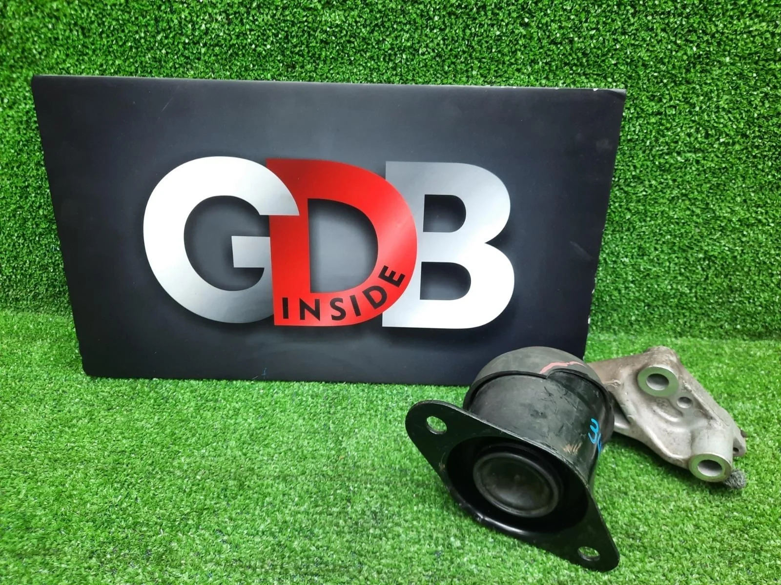 Подушка двигателя Honda Accord 50820SEAE01 CL7