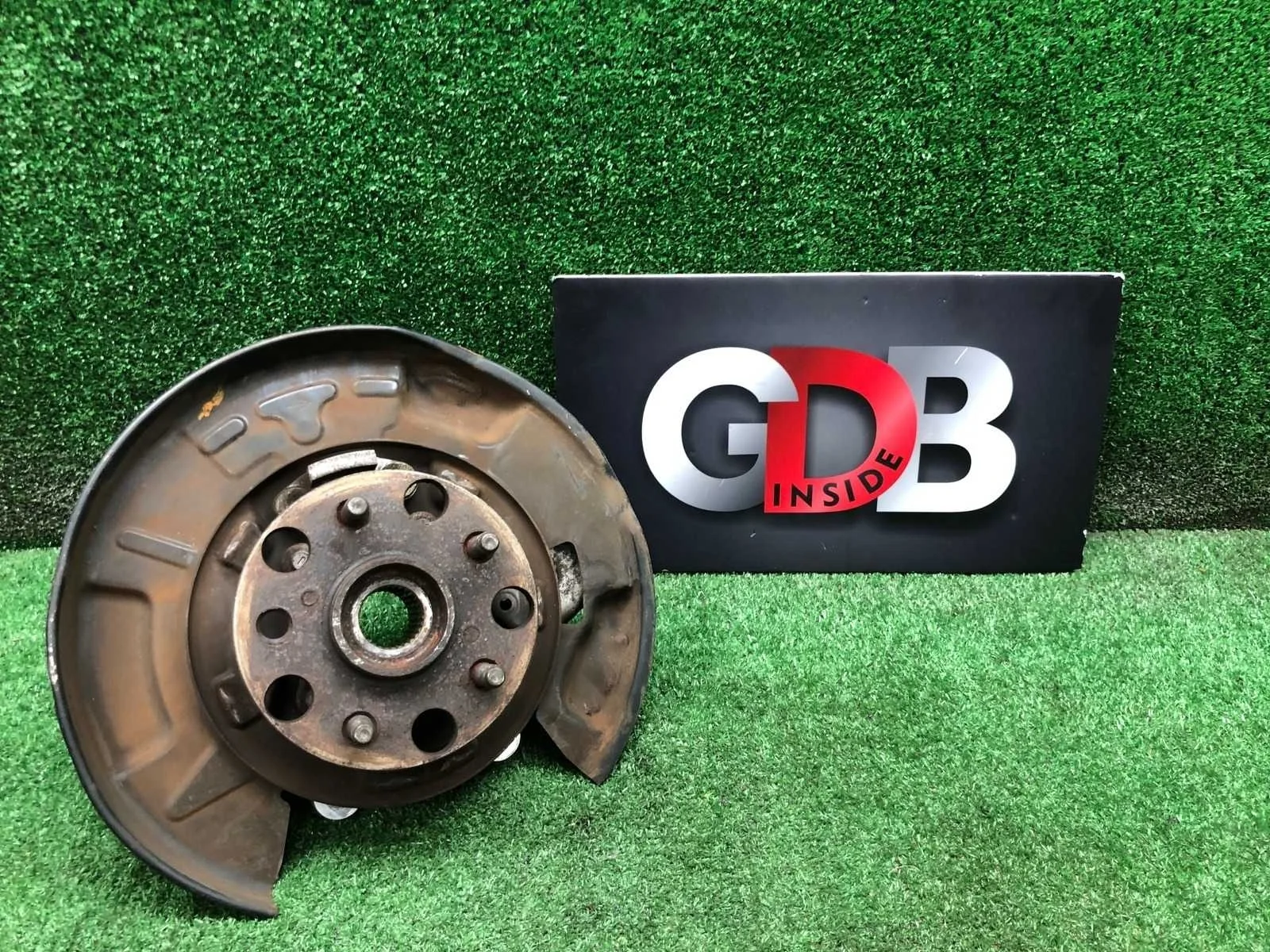 Ступица Lexus GS430 4241030020 UZS190, задняя правая