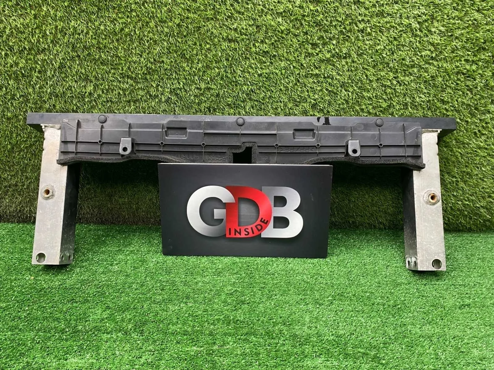 Усилитель бампера Lexus LS600H 11.2009 5121250031 UVF45 2UR-FSE, передний