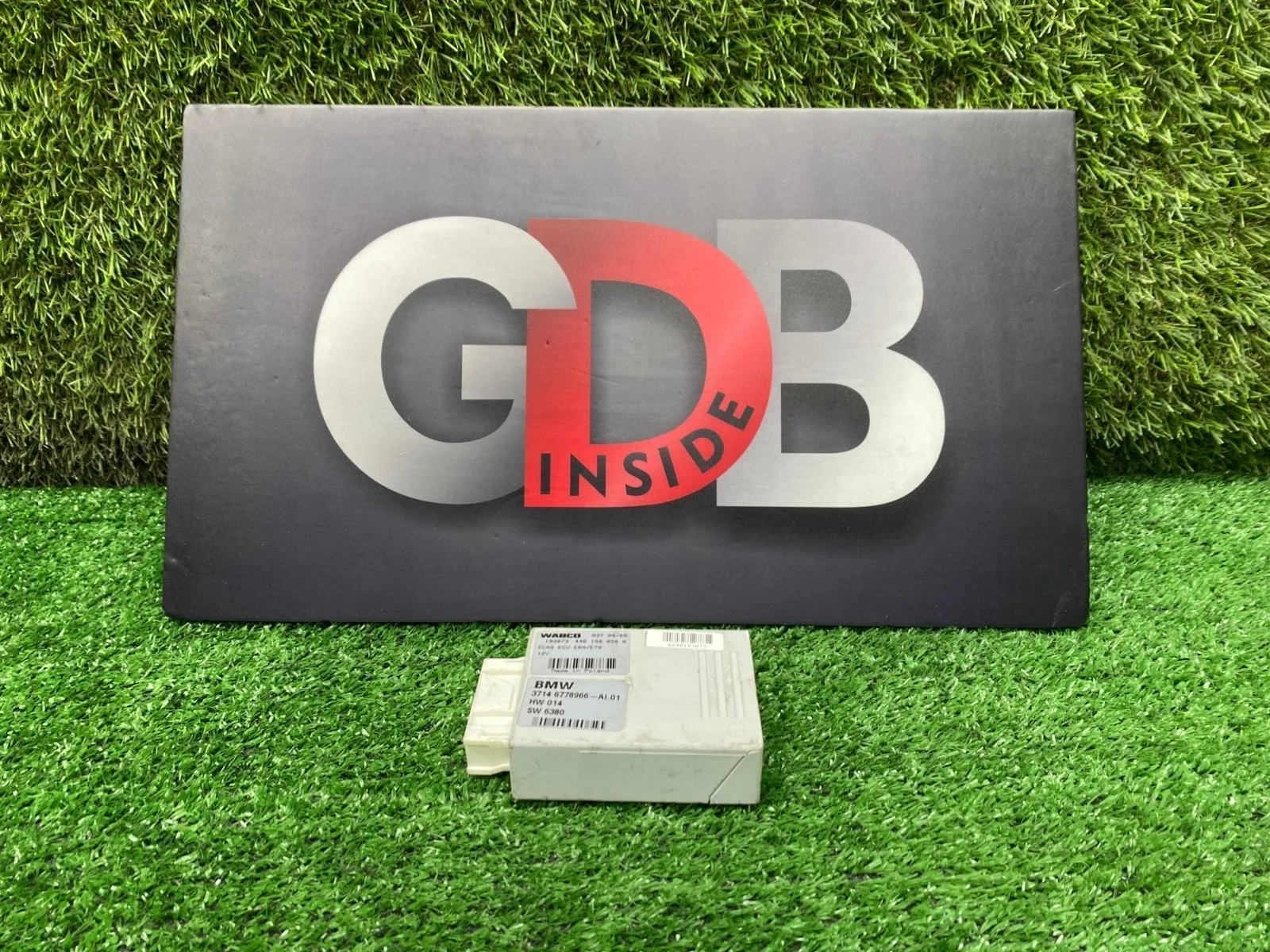 Блок управления пневмоподвеской BMW X5 37146778966 E70