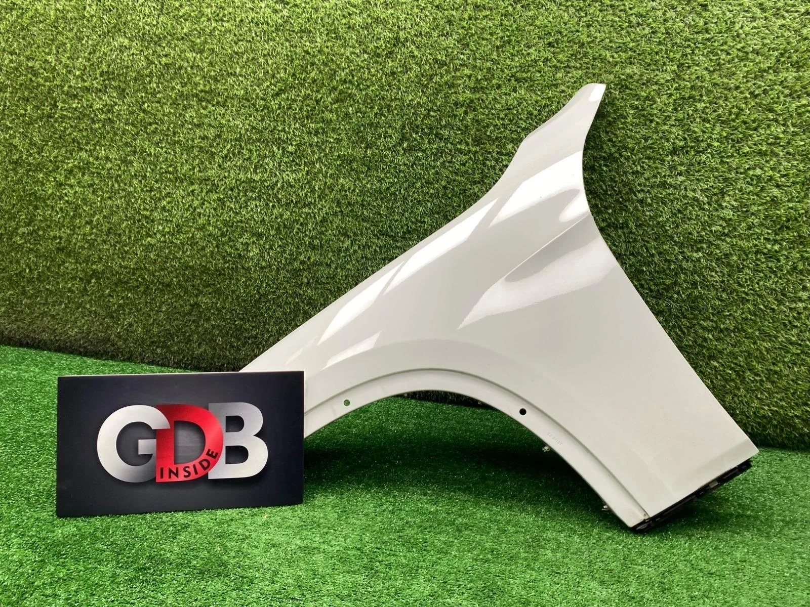 Крыло BMW X1 19.12.2012 41627332423 E84 N20B20A, переднее левое