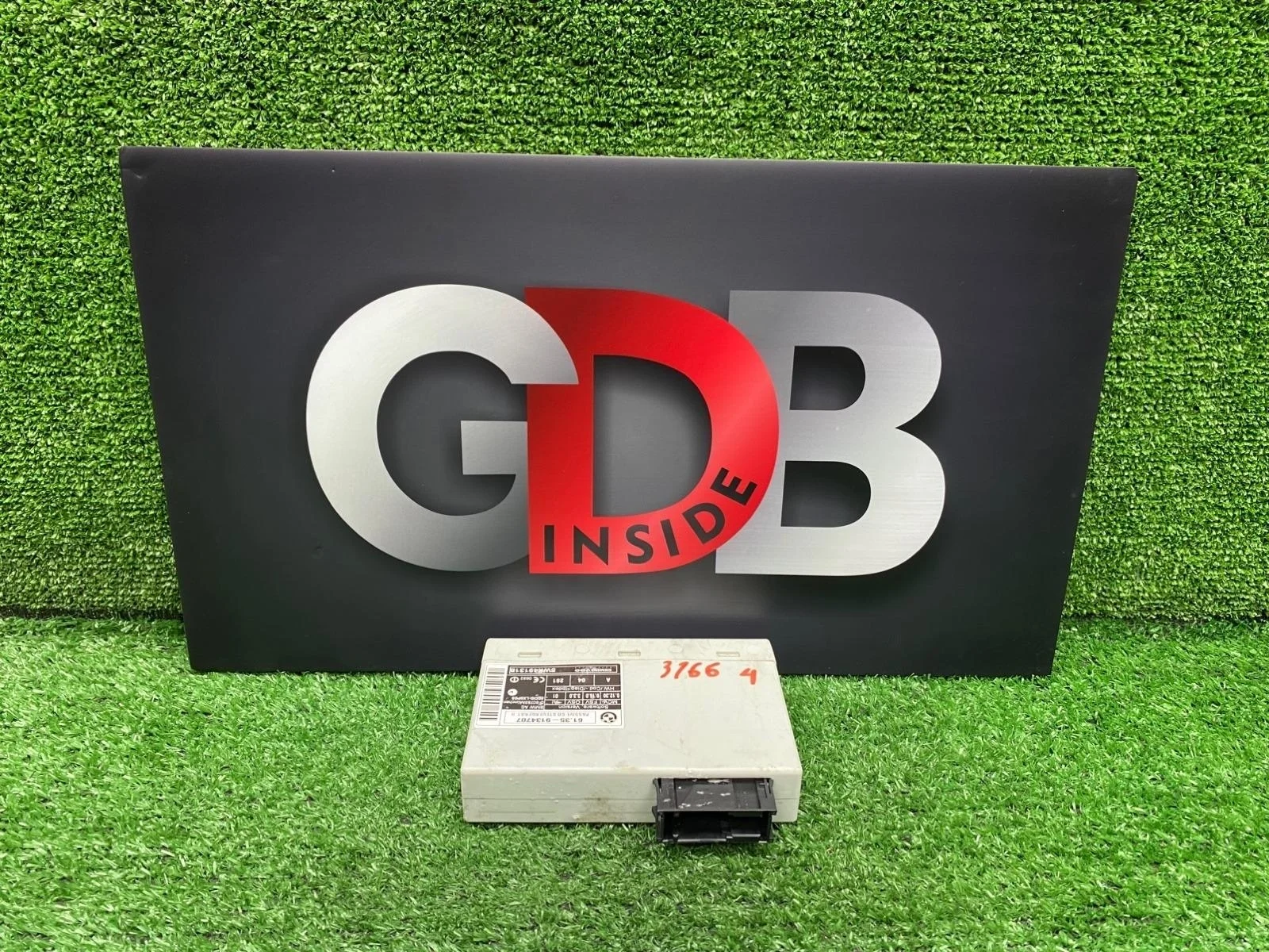 Блок управления центральным замком BMW X5 17.09.2012 61359134707 E70 N57D30A