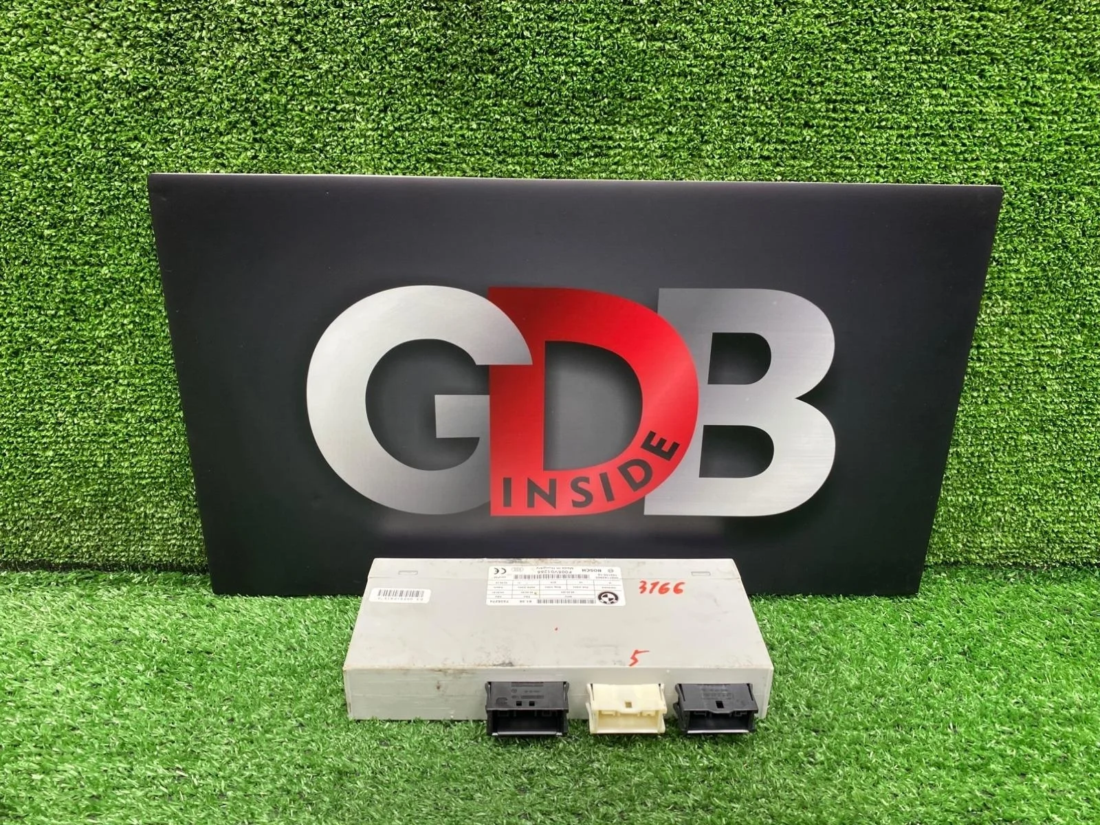 Блок управления крышкой багажника Bmw X5 17.09.2012 61357335274 E70 N57D30A