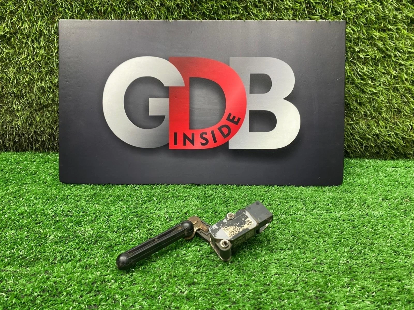 Датчик положения кузова BMW X5 22.10.2013 37146870200 F15 N57D30A