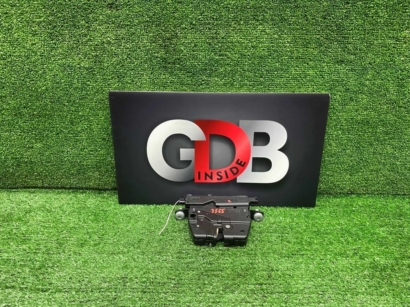 Замок багажника BMW 3 series 27.08.2012 51247191212 F30 N55B30A, задний