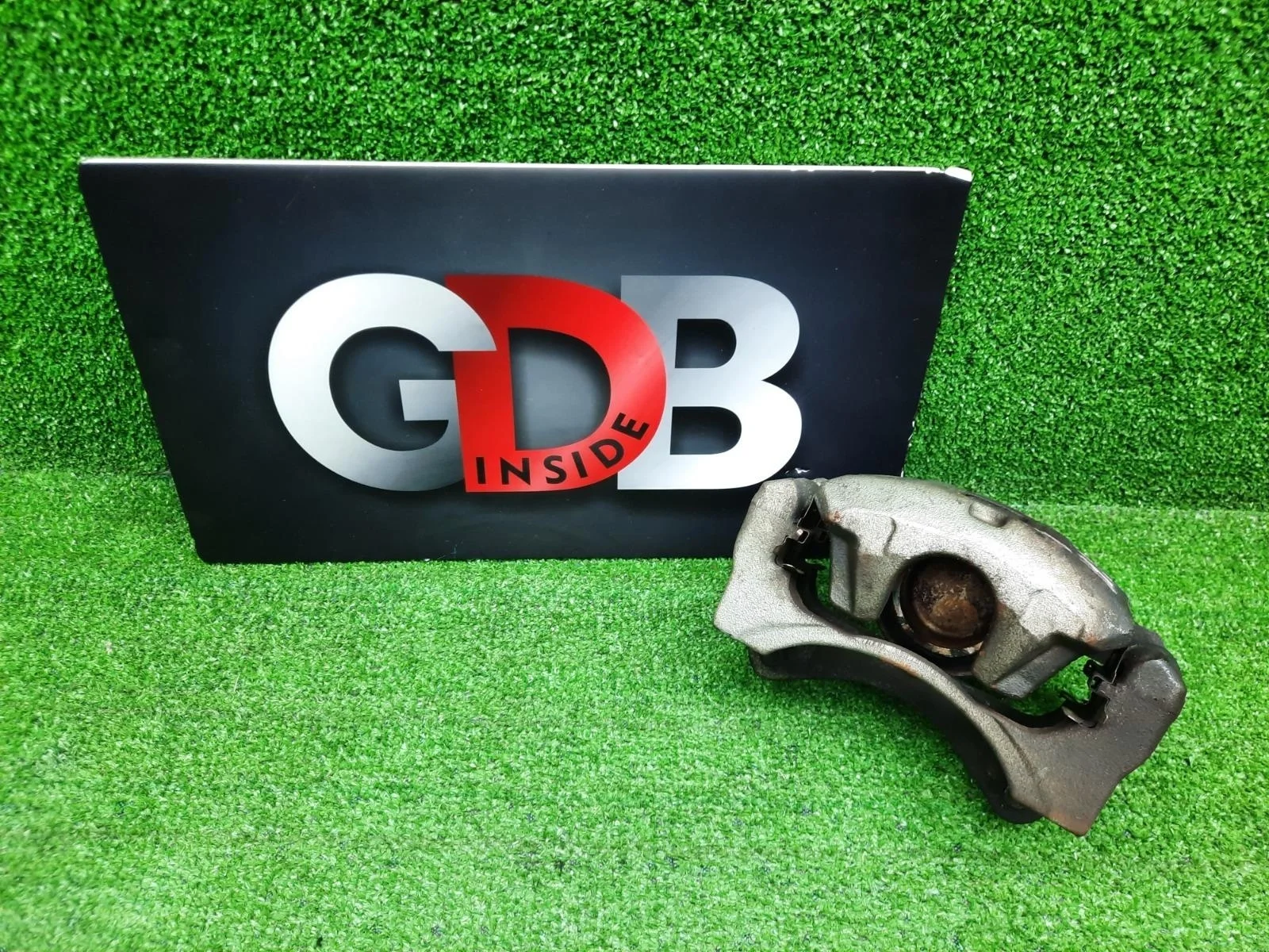 Суппорт Mitsubishi Outlander 2013 4605A862 GF8W 4J12, передний правый