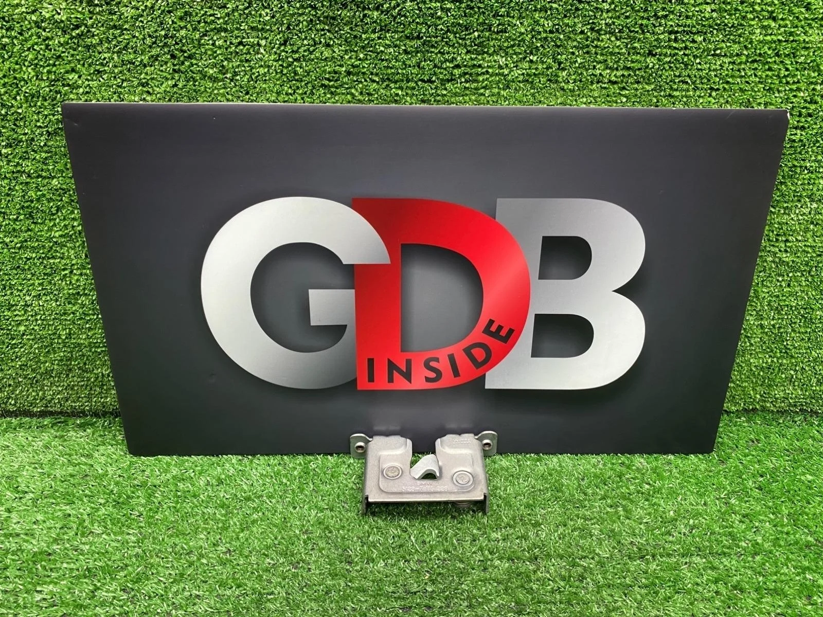 Замок капота BMW X1 10.11.2011 51237008755 E84 N20B20A, передний