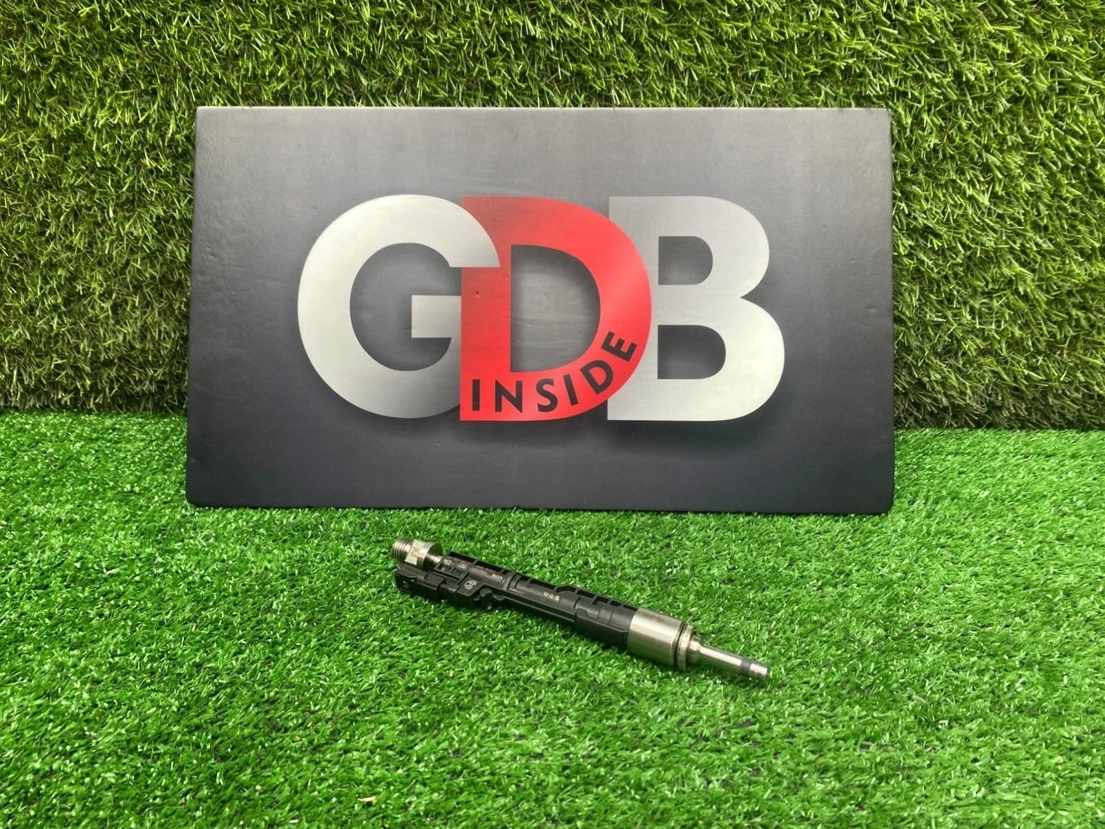 Топливная форсунка Bmw X1 19.12.2012 13647639994 E84 N20B20A