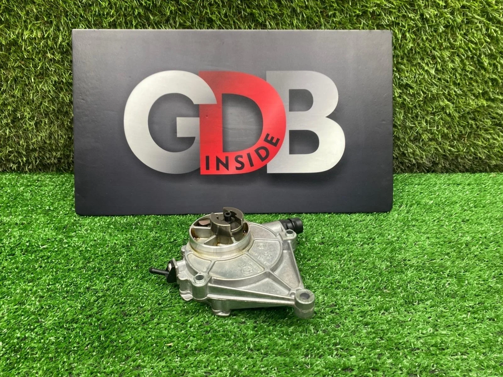 Вакуумный насос BMW X1 19.12.2012 11667640279 E84 N20B20A