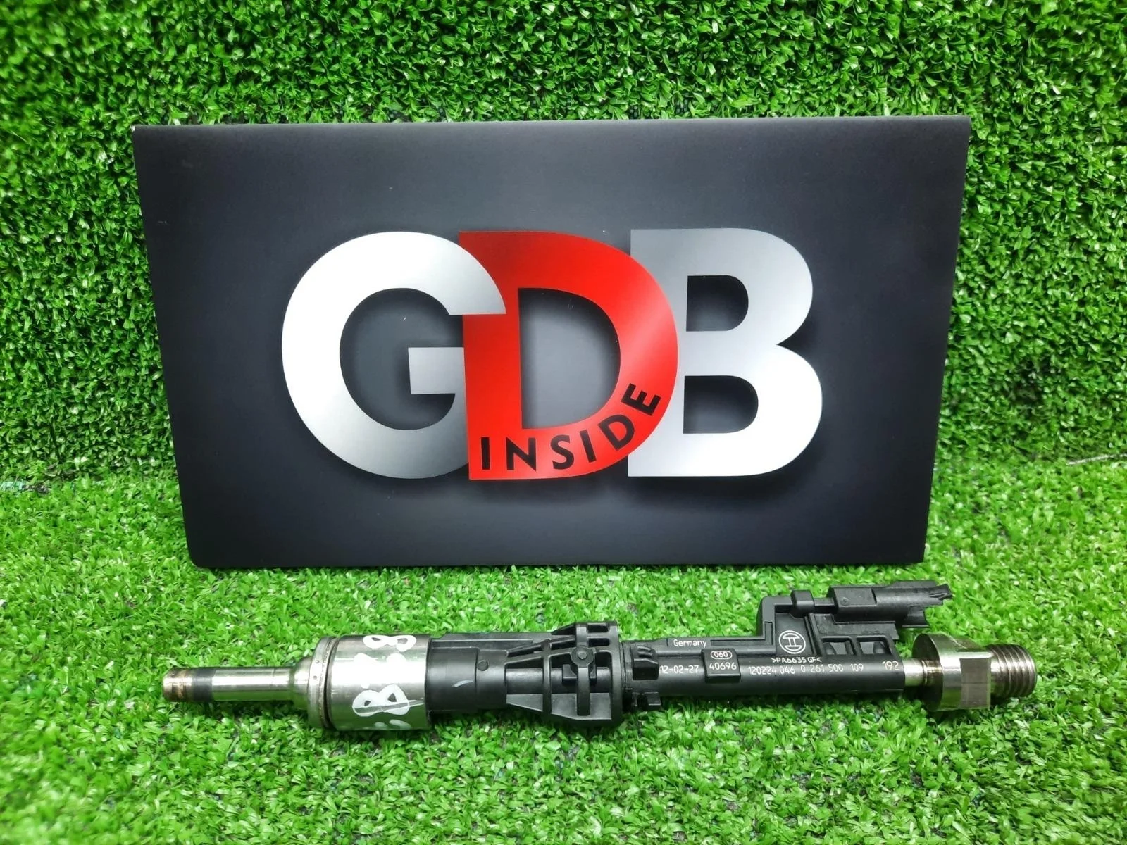 Топливная форсунка Bmw X3 04.04.2012 13647597870 F25 N55B30A