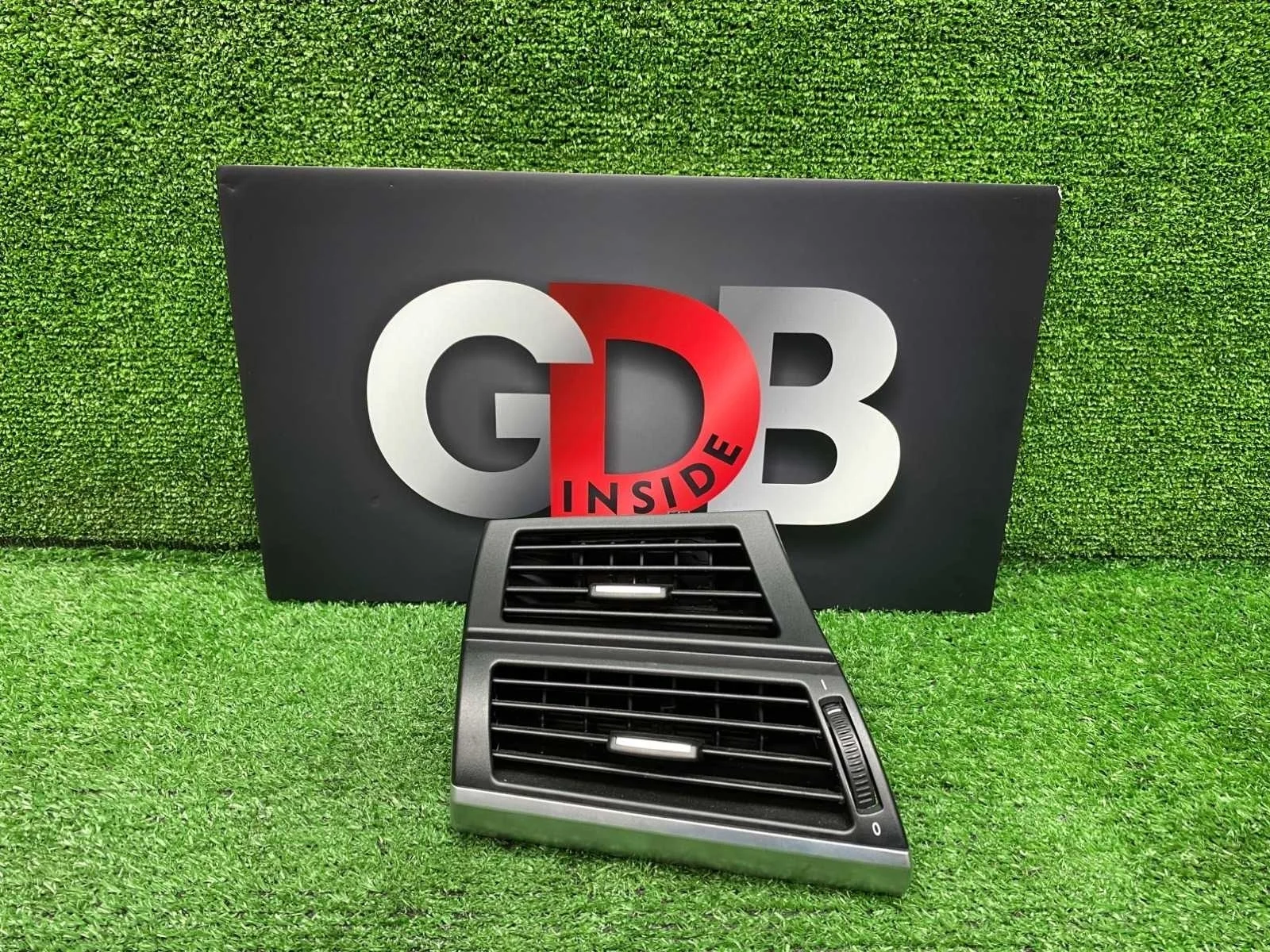 Дефлектор воздуховода BMW X5 17.09.2012 64229227767 E70 N57D30A, передний левый