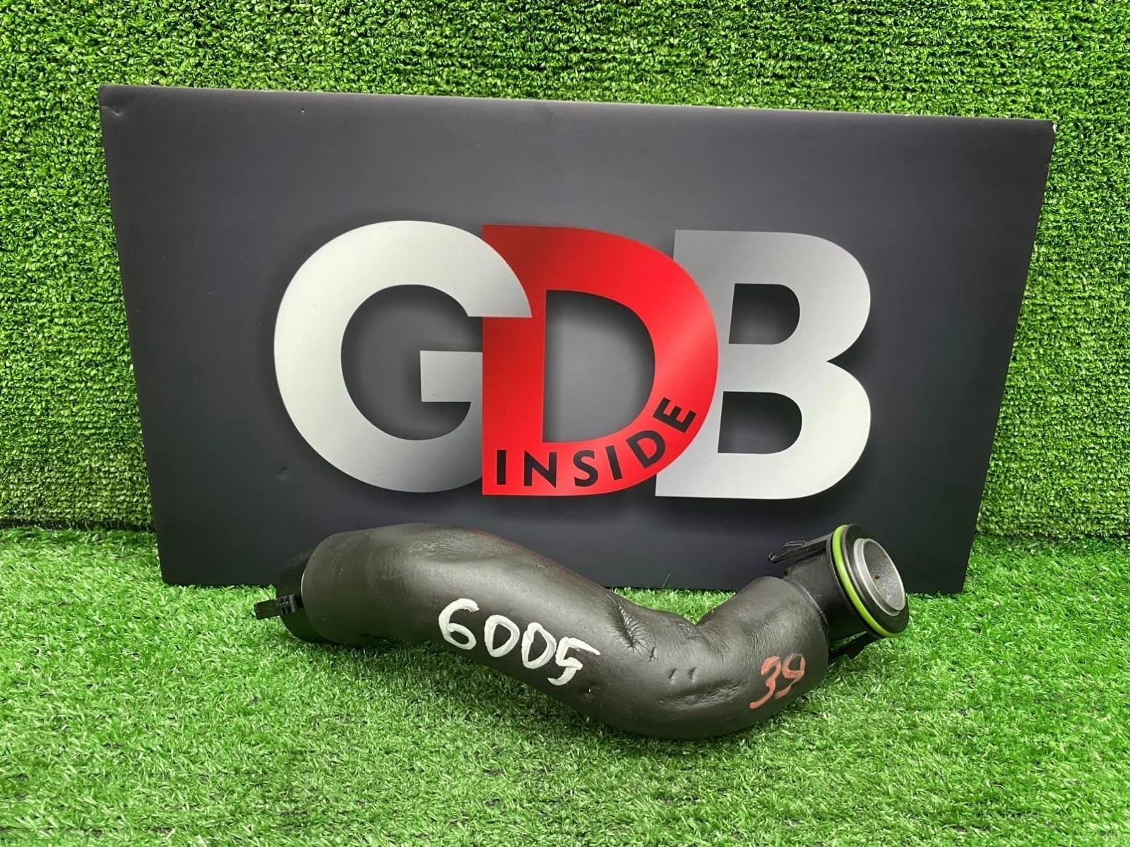 Трубка вентиляции картерных газов Bmw X1 10.11.2011 11127588417 E84 N20B20A